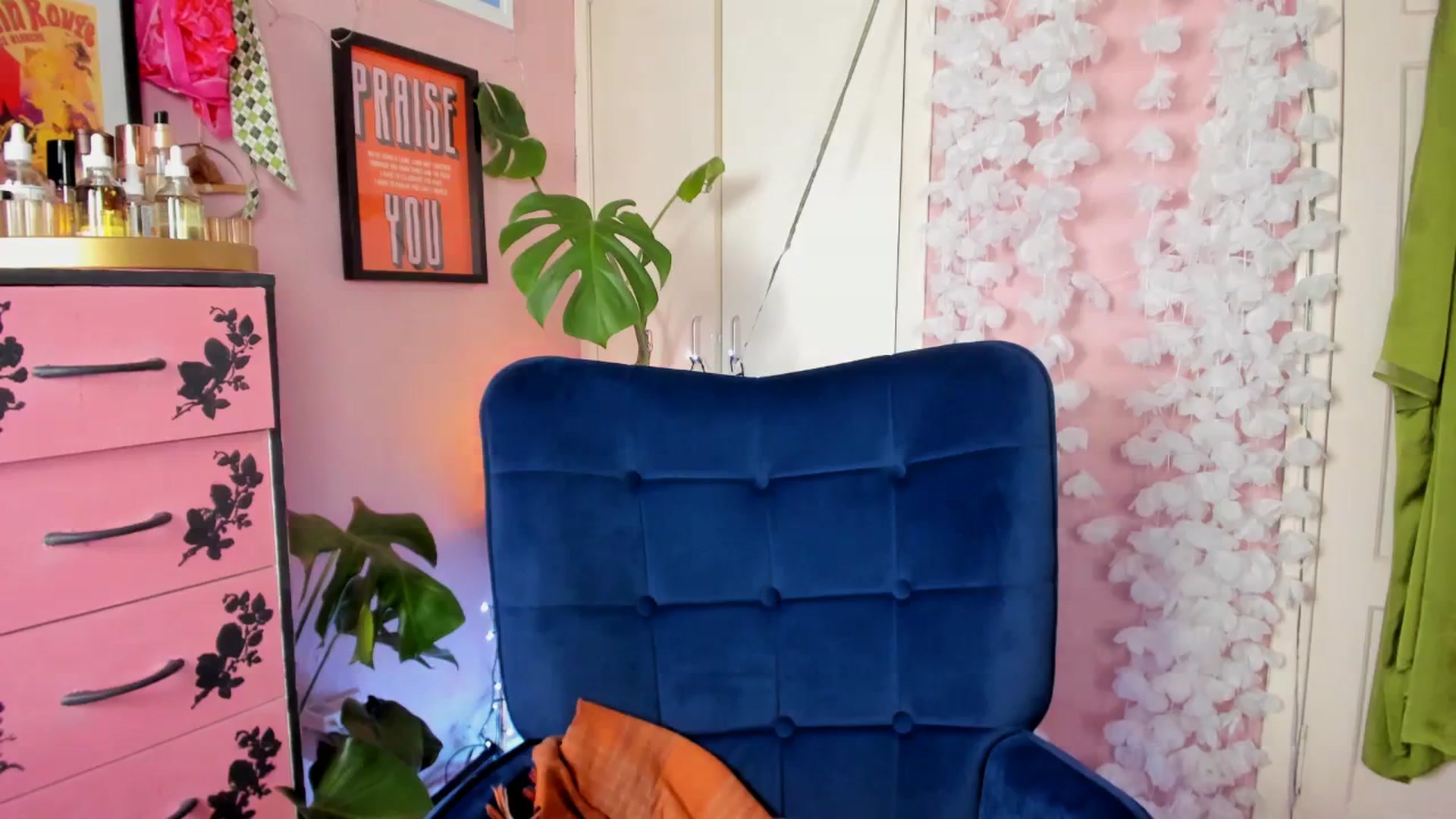 Gallery image thumbnail from MissMimiRose's myfreecams stream on, 03/30/2024, 15:39 image 11 of 20