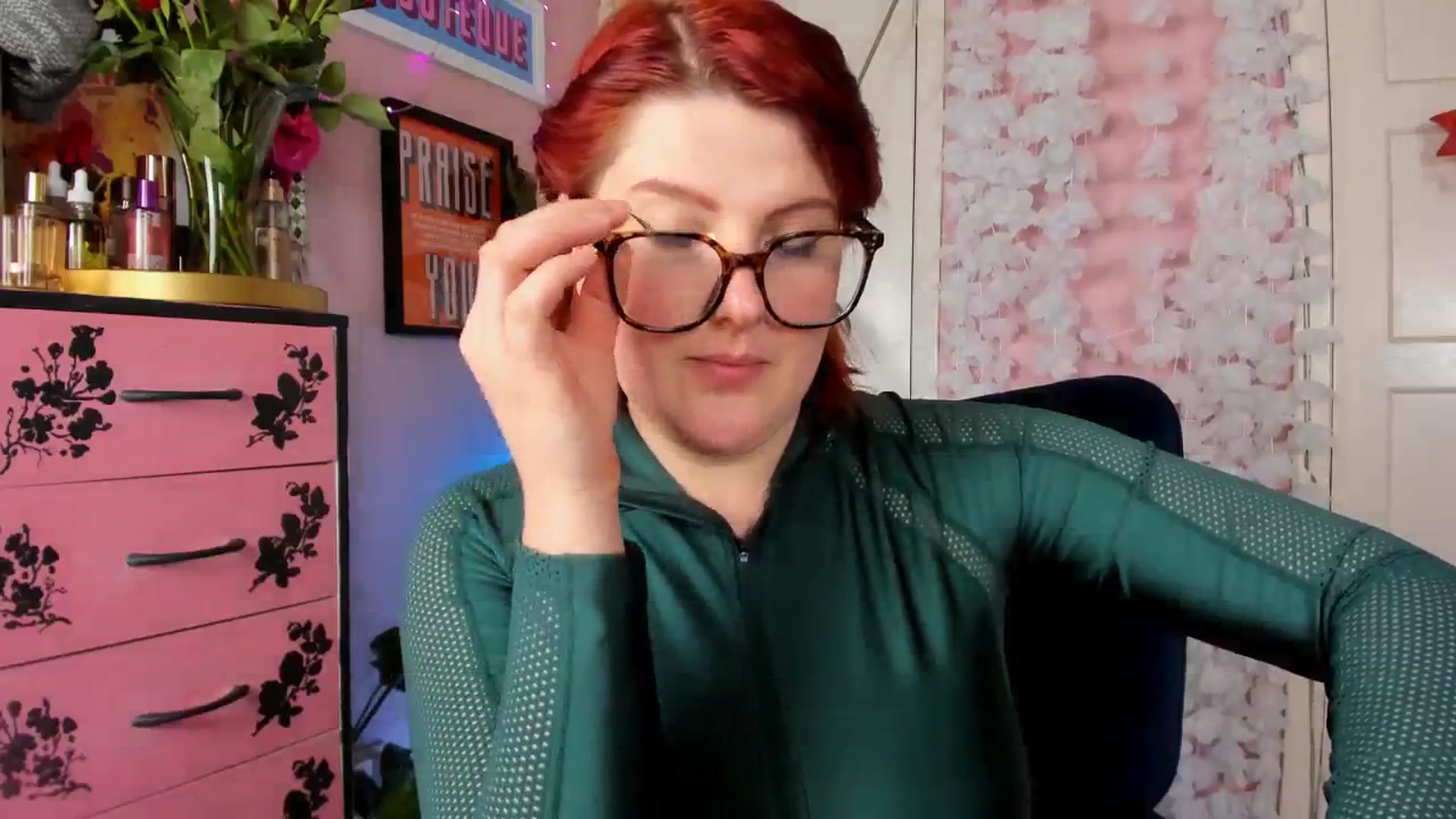 Gallery image thumbnail from MissMimiRose's myfreecams stream on, 04/08/2024, 19:53 image 13 of 20