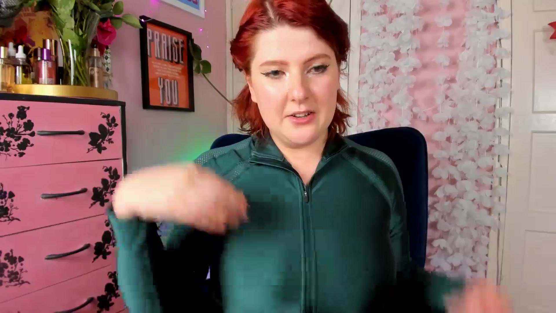 Gallery image thumbnail from MissMimiRose's myfreecams stream on, 04/08/2024, 19:53 image 2 of 20