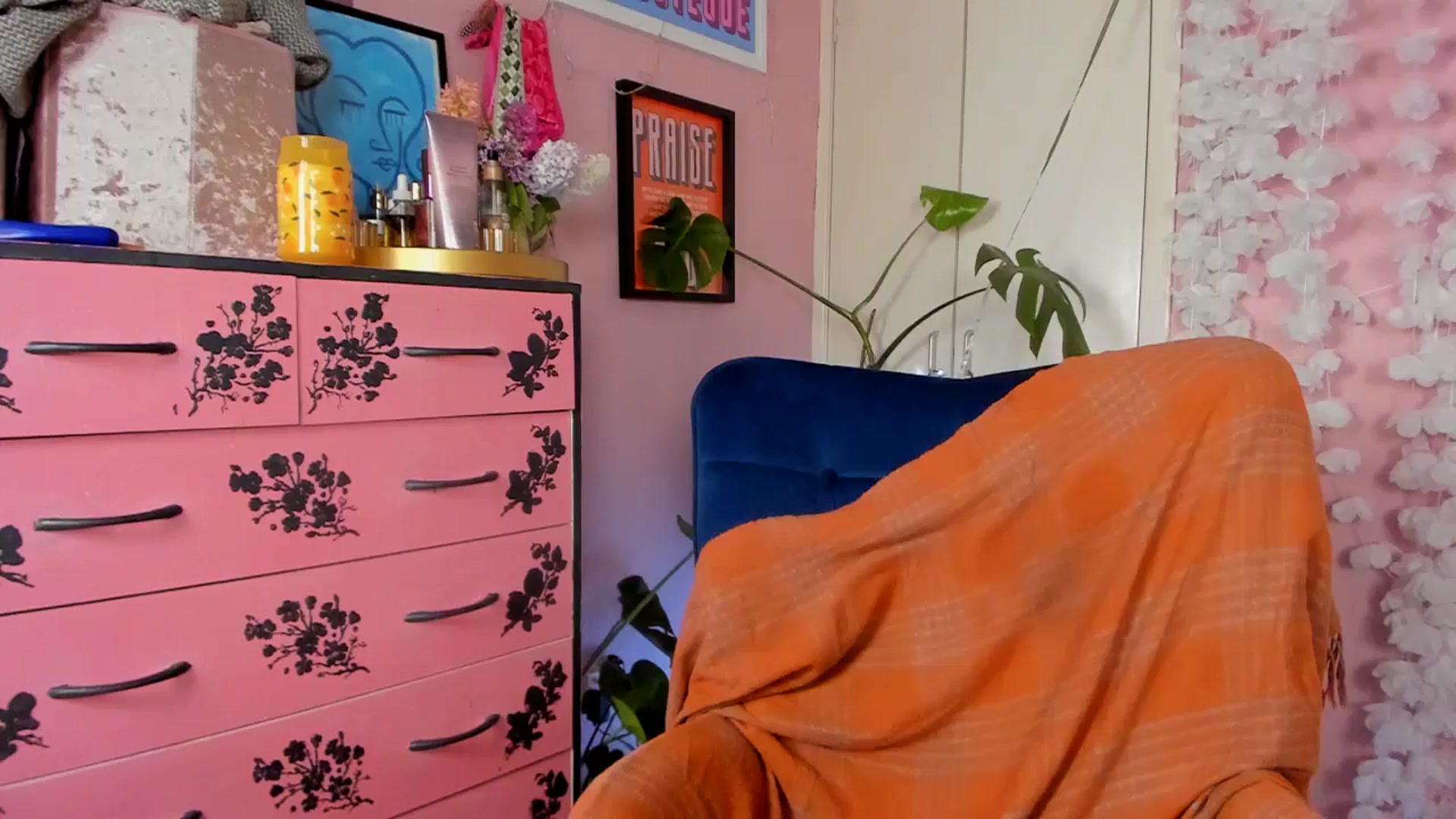Gallery image thumbnail from MissMimiRose's myfreecams stream on, 05/05/2024, 13:03 image 11 of 20