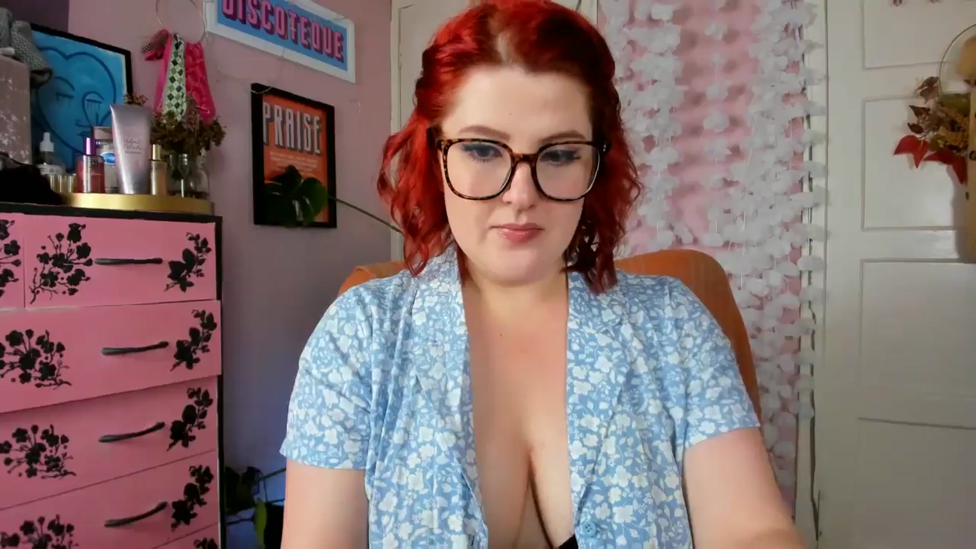 Gallery image thumbnail from MissMimiRose's myfreecams stream on, 05/25/2024, 12:33 image 3 of 20