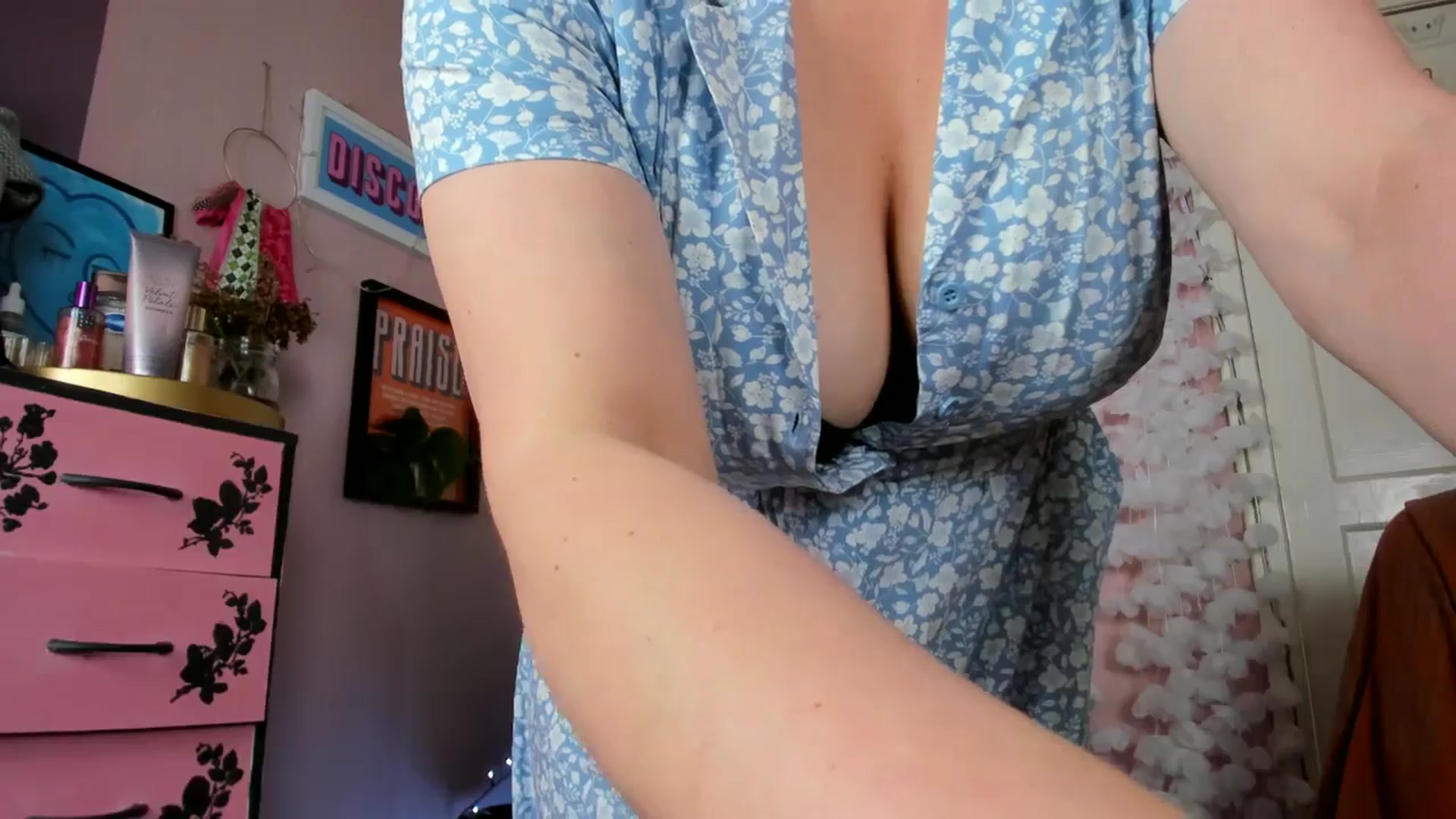Gallery image thumbnail from MissMimiRose's myfreecams stream on, 05/25/2024, 12:33 image 12 of 20