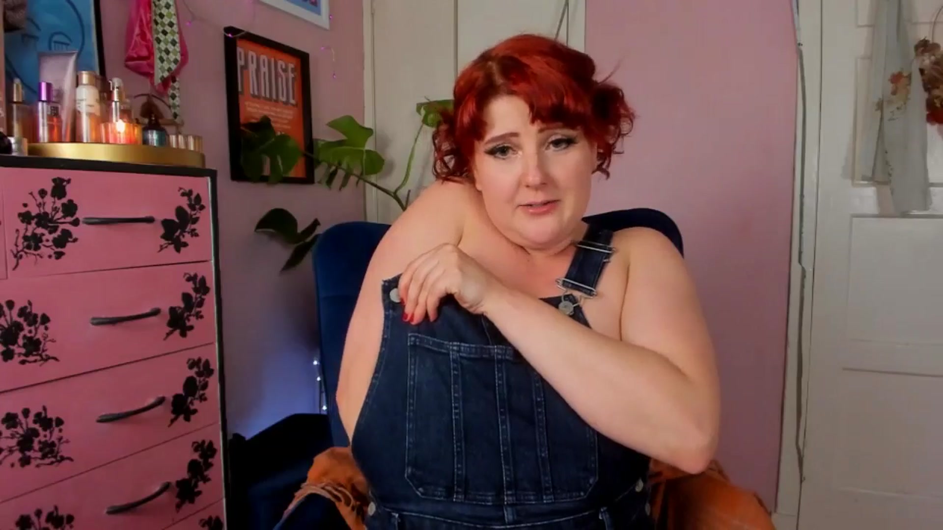 Gallery image thumbnail from MissMimiRose's myfreecams stream on, 06/11/2024, 20:52 image 16 of 20