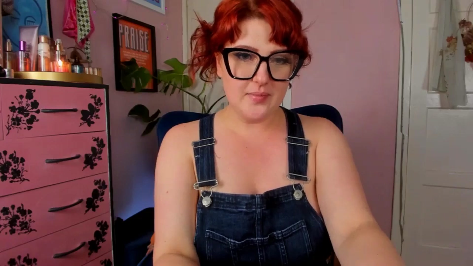 Gallery image thumbnail from MissMimiRose's myfreecams stream on, 06/11/2024, 20:52 image 15 of 20