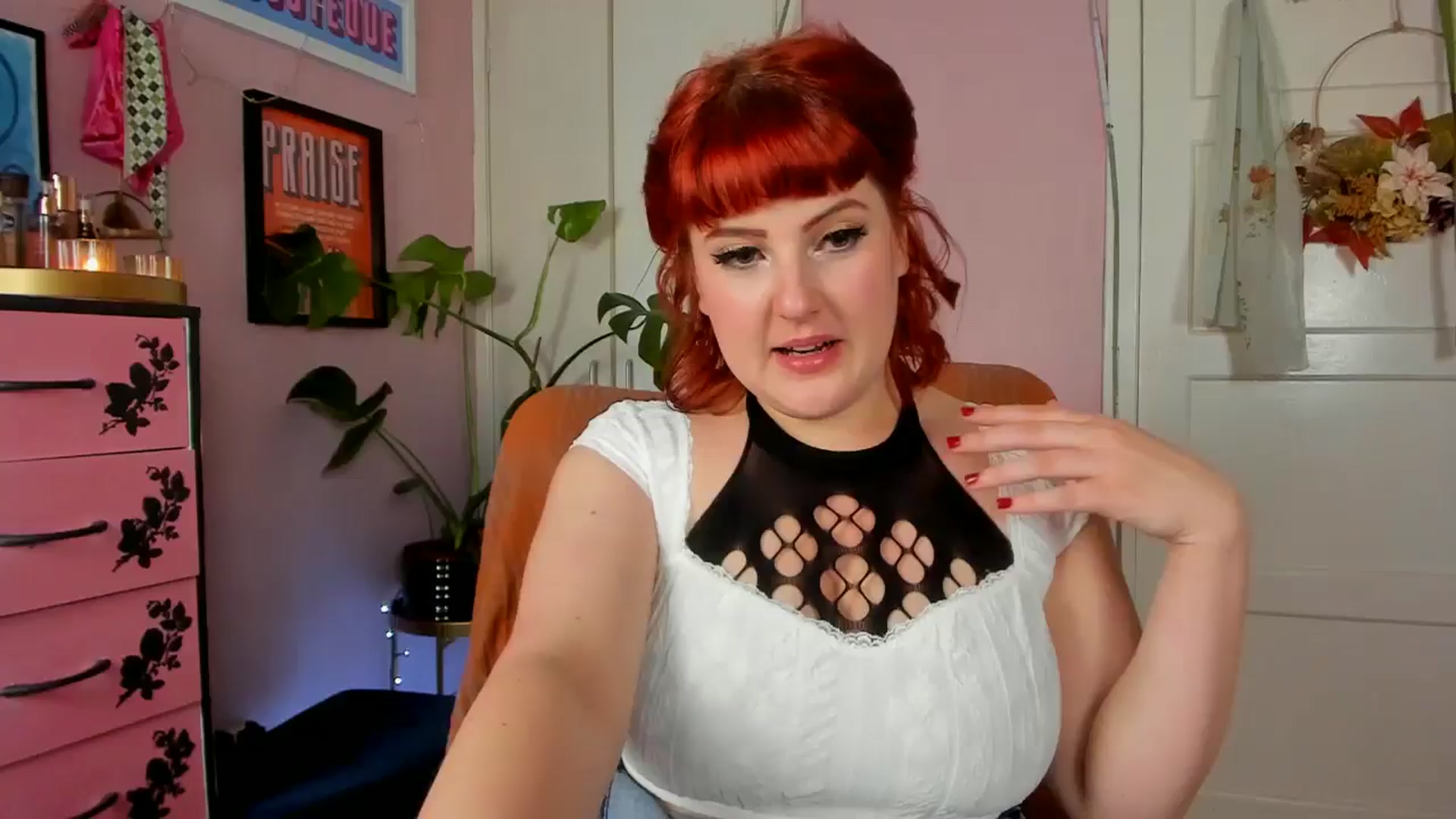 Gallery image thumbnail from MissMimiRose's myfreecams stream on, 06/14/2024, 19:02 image 3 of 20