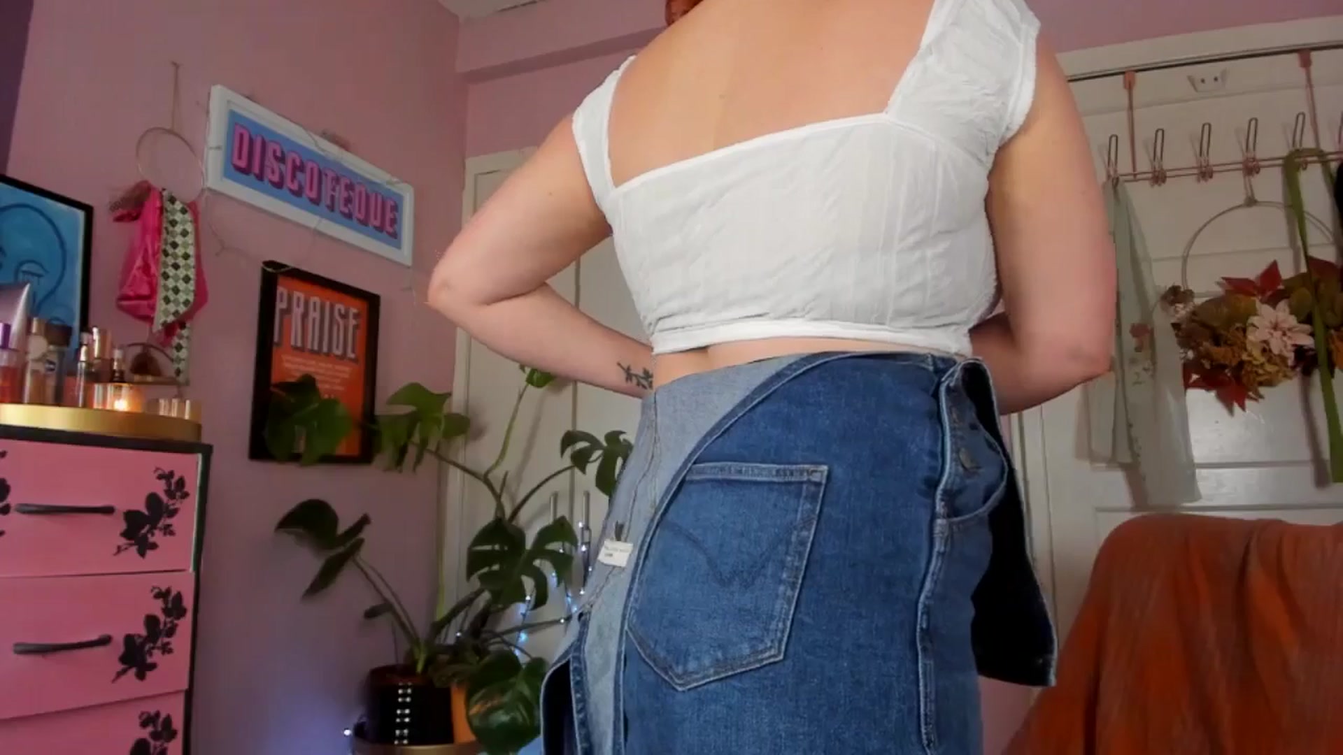 Gallery image thumbnail from MissMimiRose's myfreecams stream on, 06/14/2024, 19:02 image 5 of 20