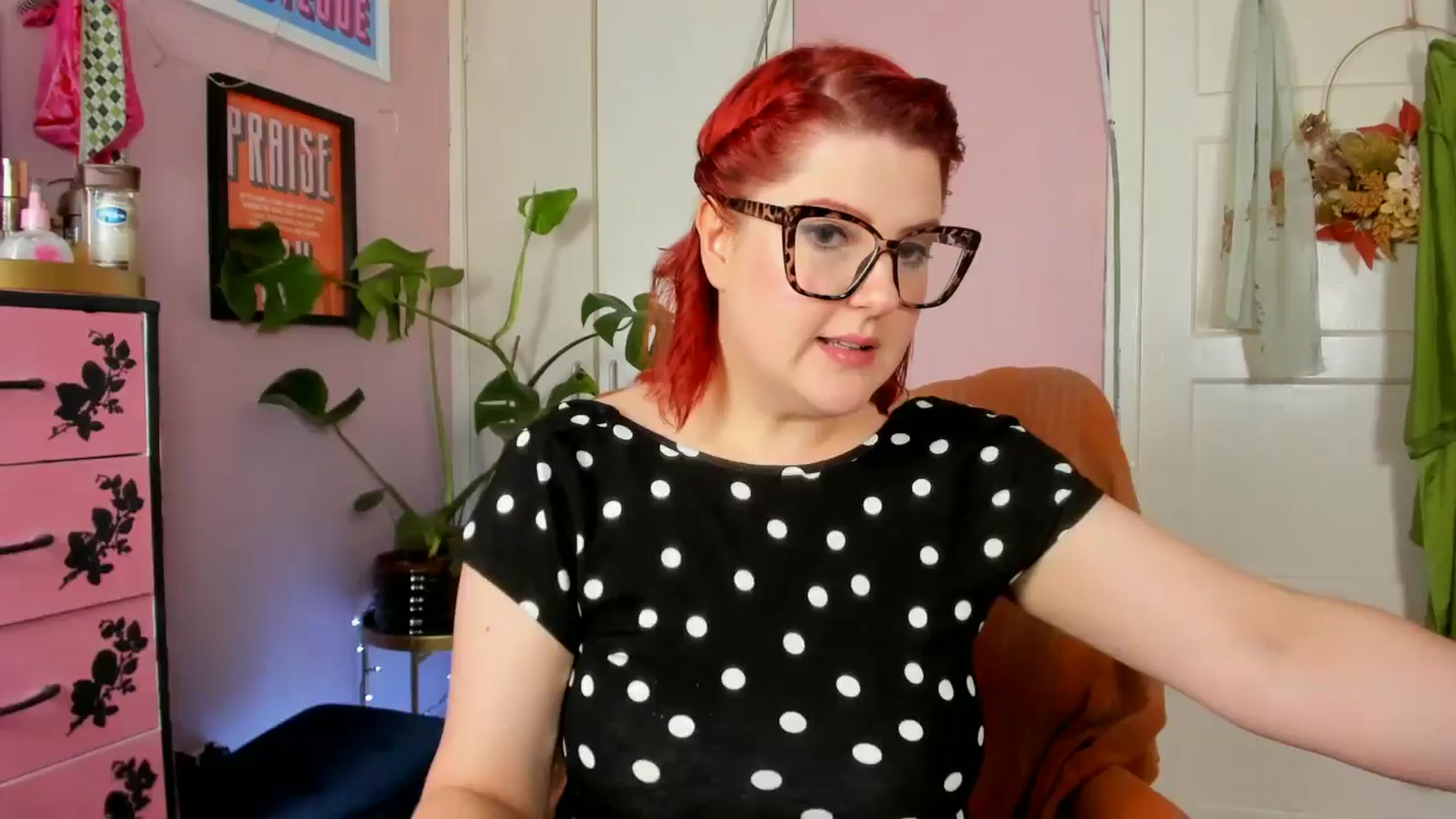 Gallery image thumbnail from MissMimiRose's myfreecams stream on, 06/22/2024, 10:16 image 6 of 20