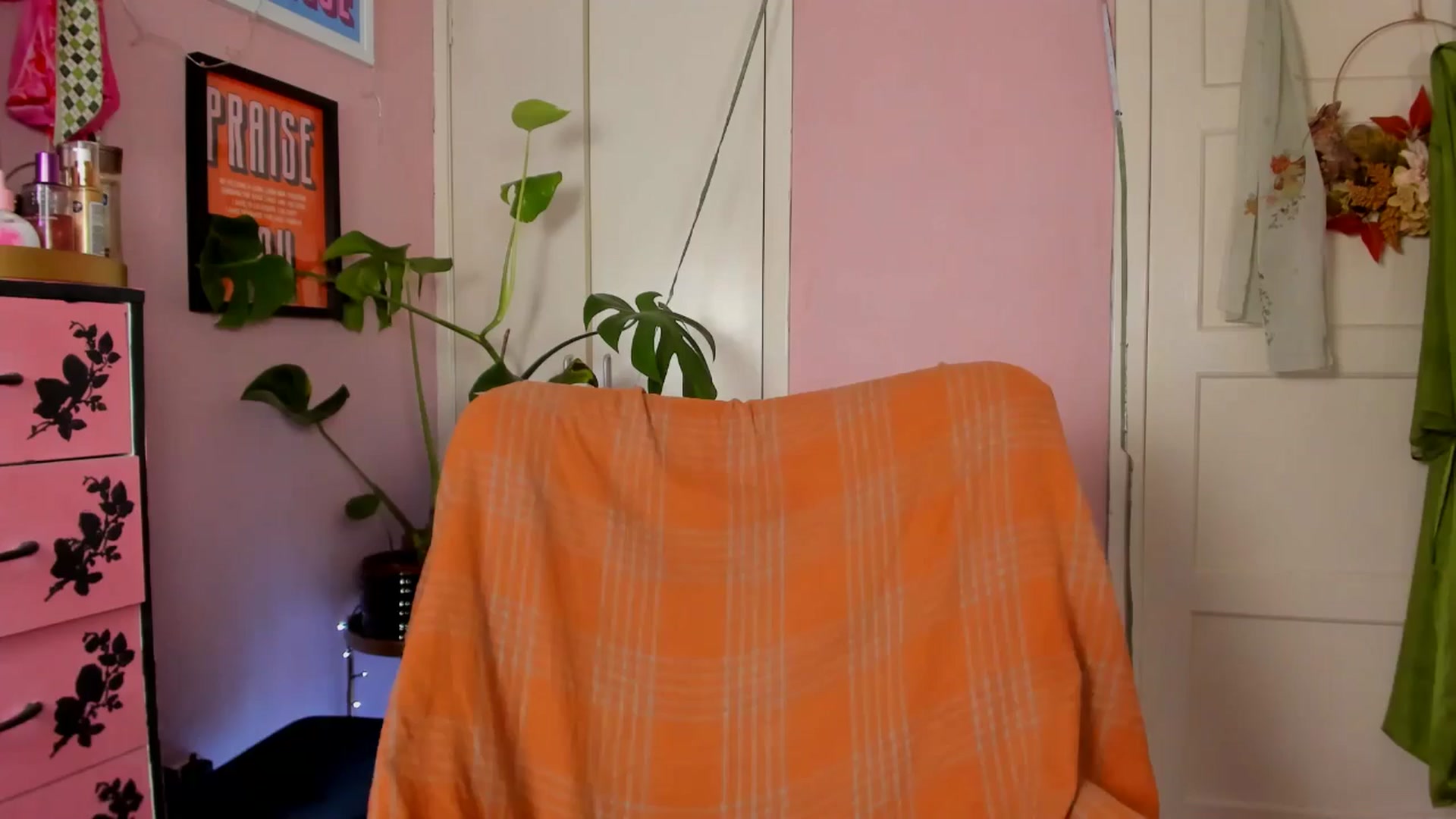 Gallery image thumbnail from MissMimiRose's myfreecams stream on, 06/29/2024, 14:06 image 8 of 20