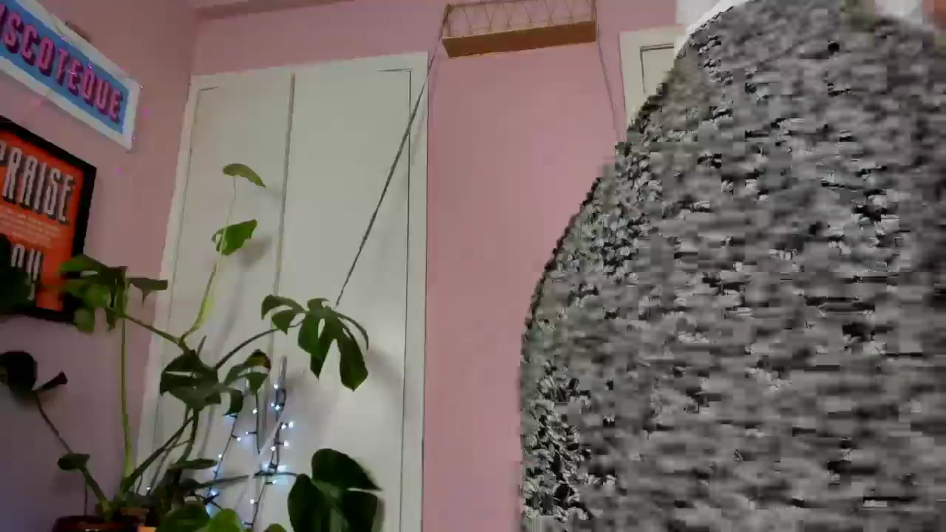 Gallery image thumbnail from MissMimiRose's myfreecams stream on, 07/06/2024, 11:41 image 20 of 20