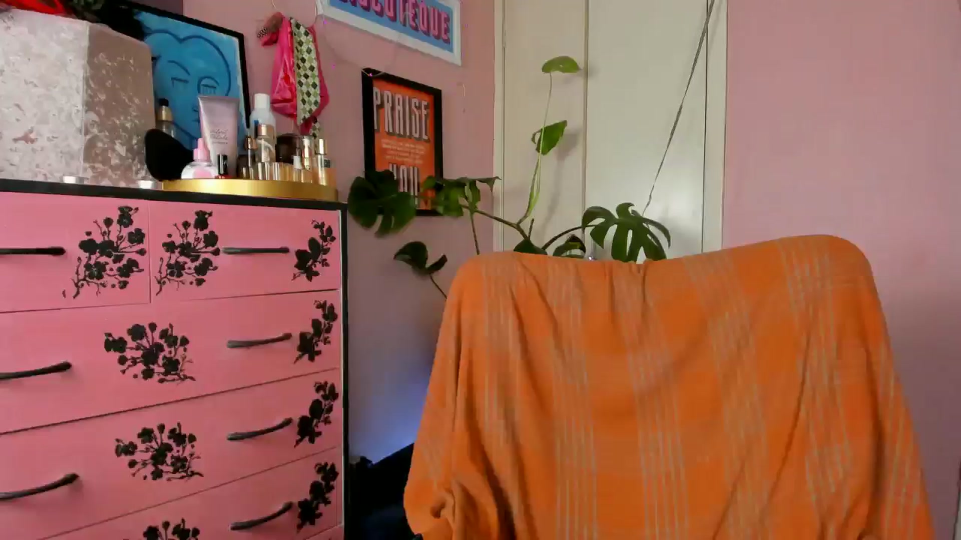 Gallery image thumbnail from MissMimiRose's myfreecams stream on, 07/13/2024, 13:57 image 19 of 20