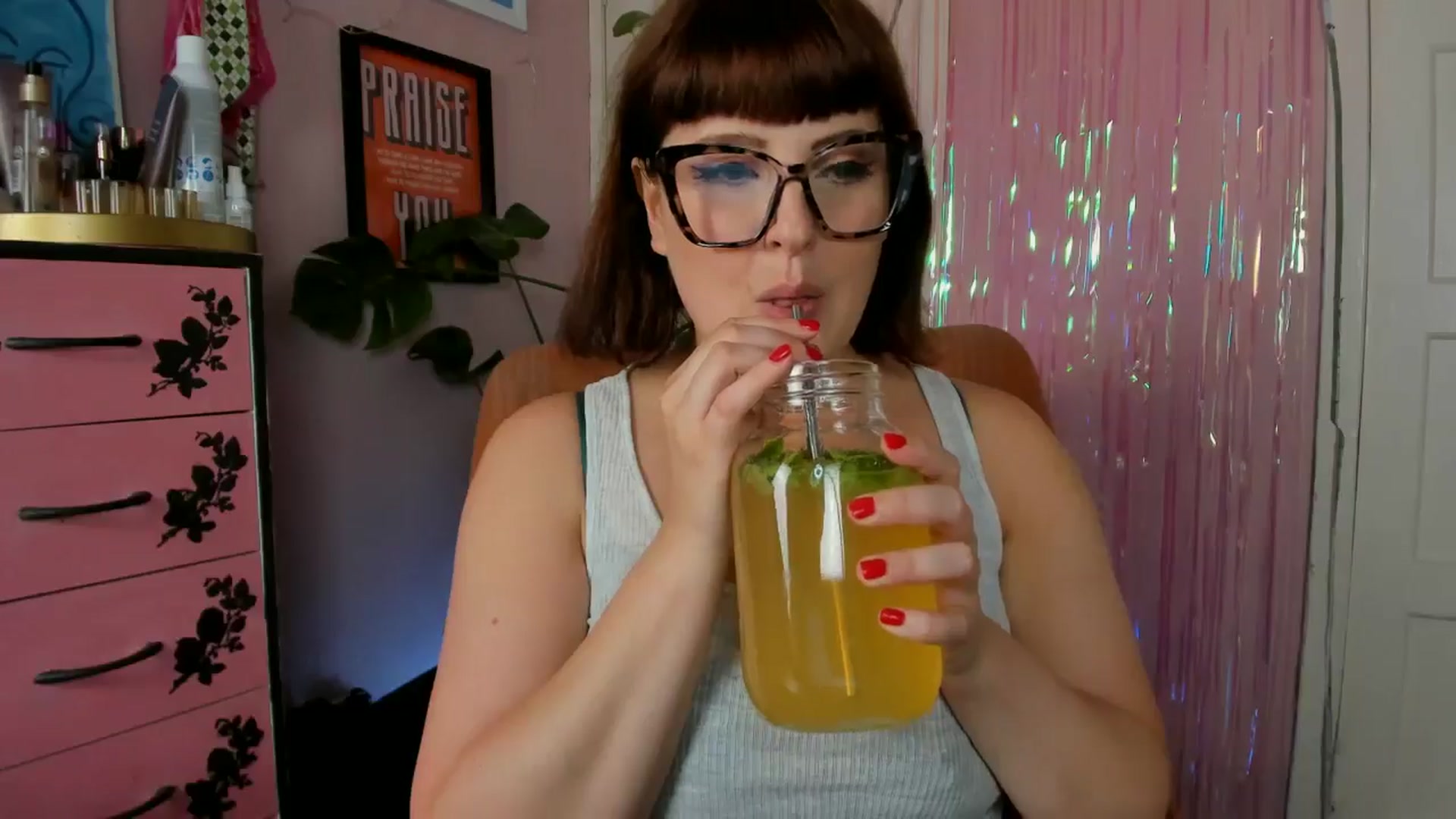 Gallery image thumbnail from MissMimiRose's myfreecams stream on, 08/02/2024, 20:00 image 13 of 20