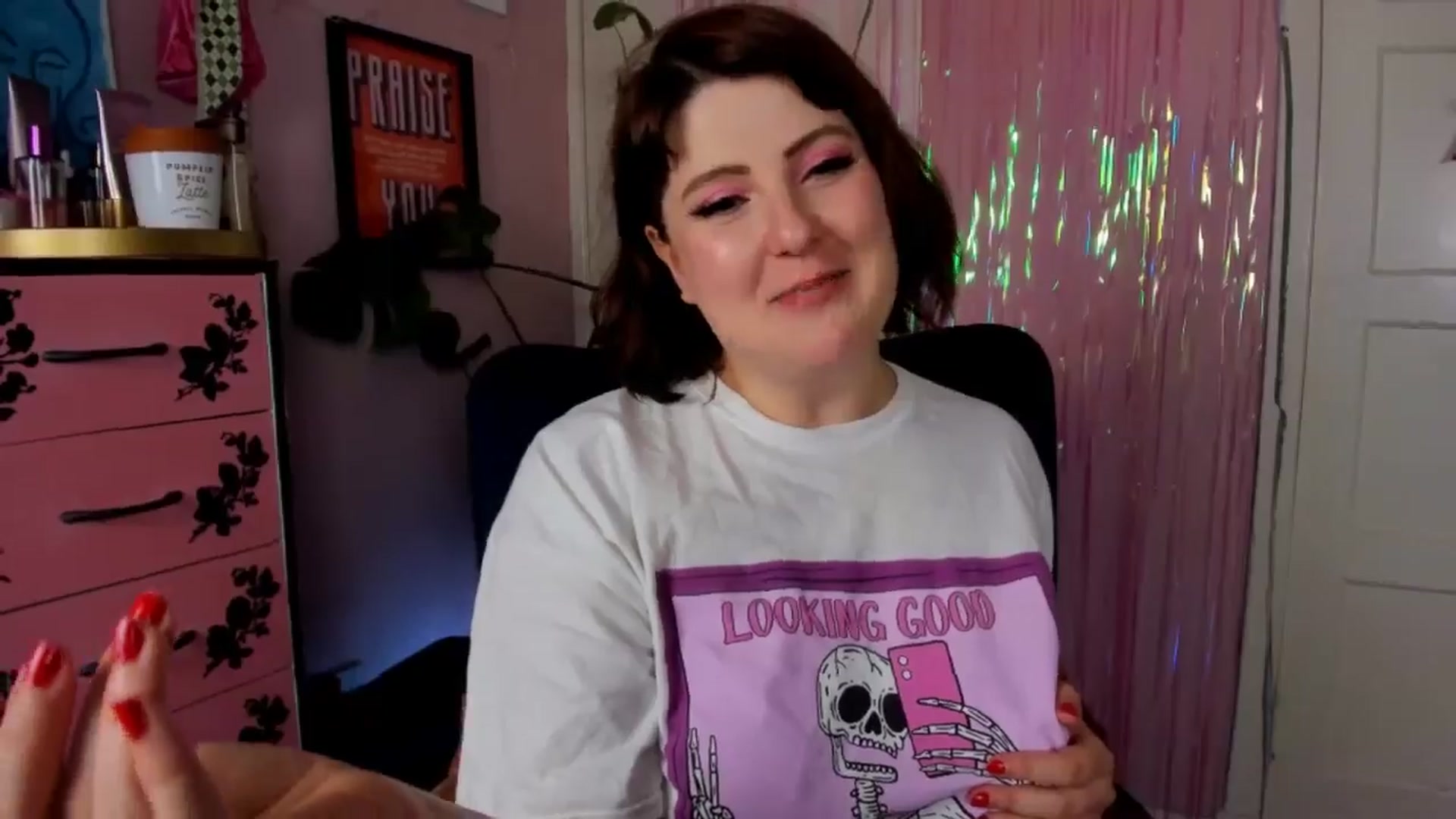 Gallery image thumbnail from MissMimiRose's myfreecams stream on, 08/10/2024, 14:49 image 8 of 20