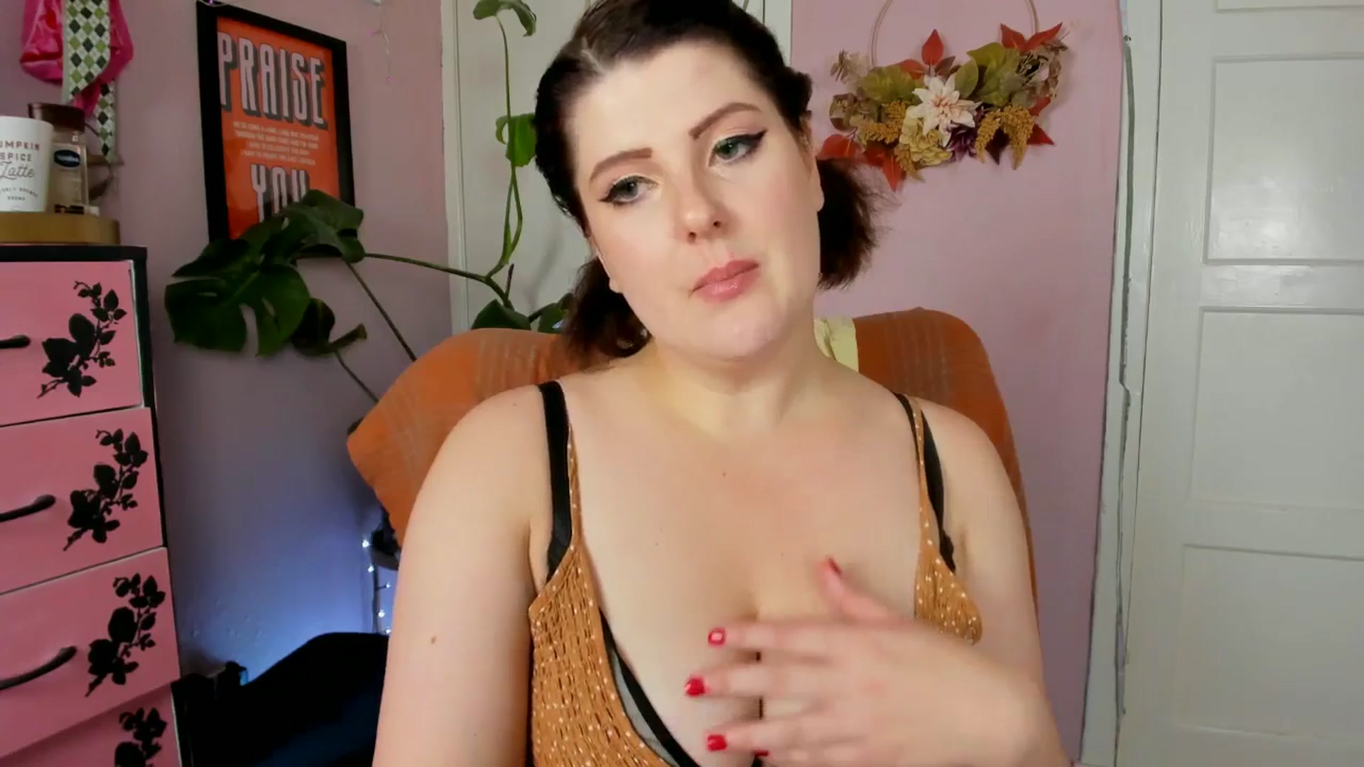 Gallery image thumbnail from MissMimiRose's myfreecams stream on, 08/25/2024, 16:22 image 9 of 20