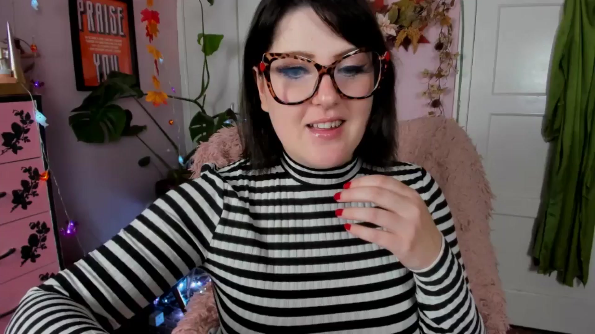 Gallery image thumbnail from MissMimiRose's myfreecams stream on, 09/08/2024, 11:34 image 14 of 20