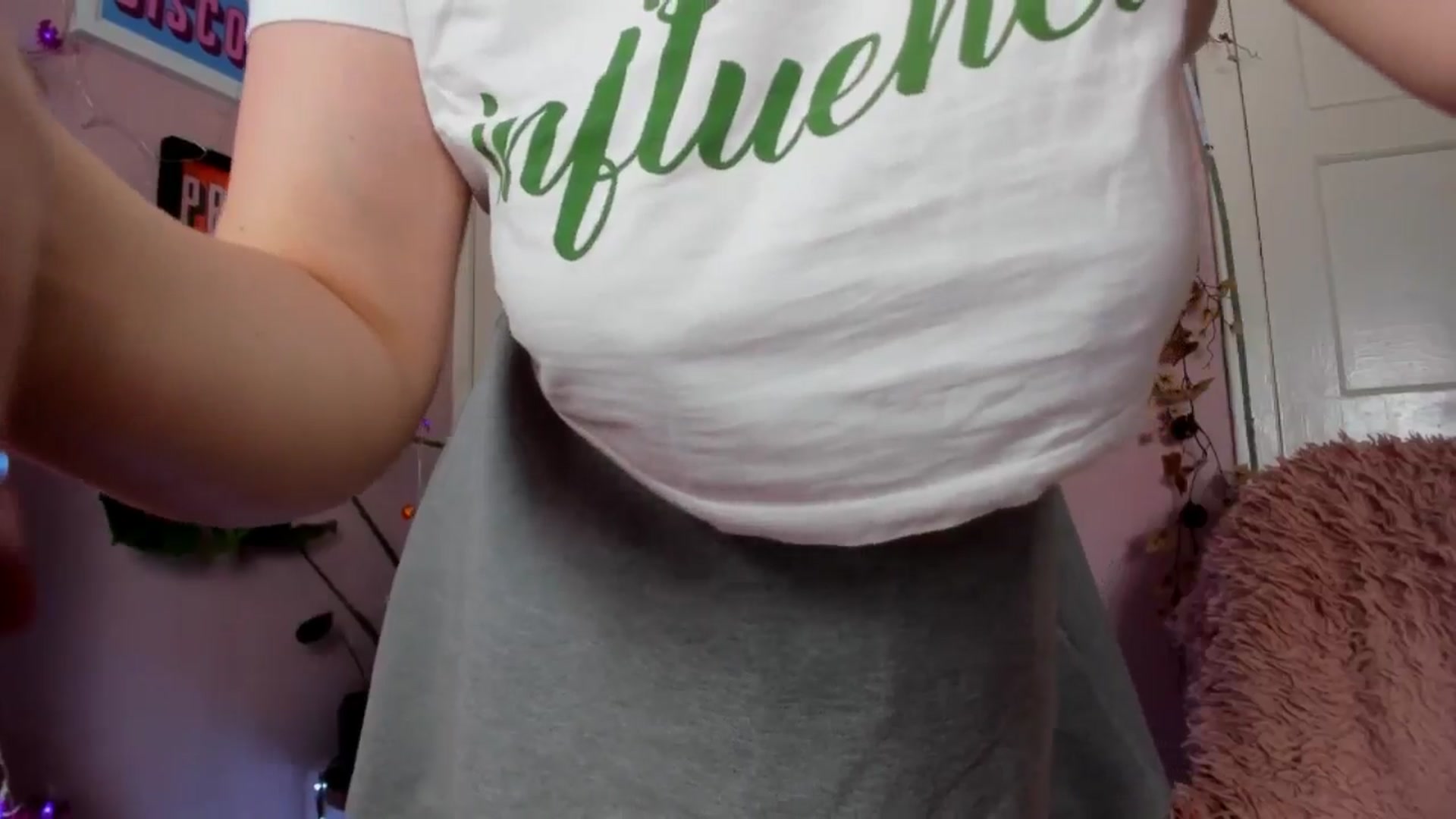 Gallery image thumbnail from MissMimiRose's myfreecams stream on, 09/08/2024, 15:08 image 13 of 20