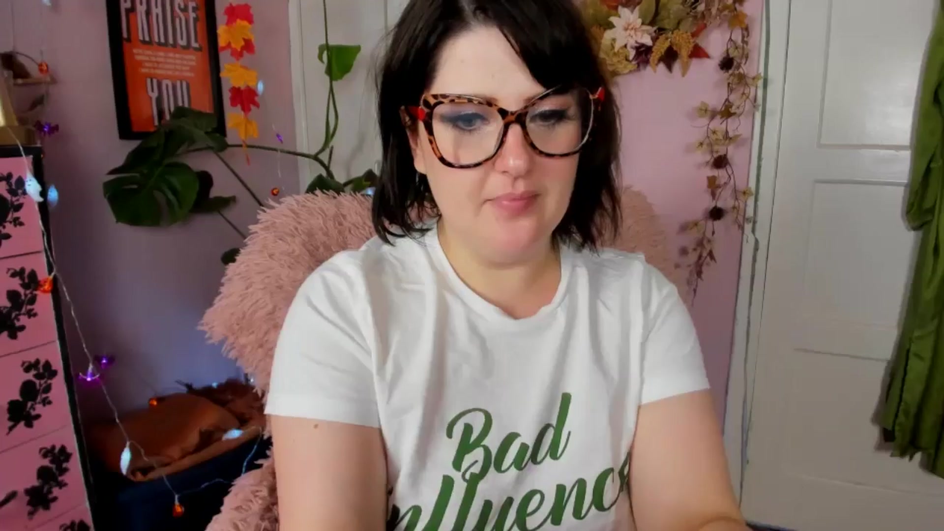 Gallery image thumbnail from MissMimiRose's myfreecams stream on, 09/08/2024, 15:08 image 11 of 20