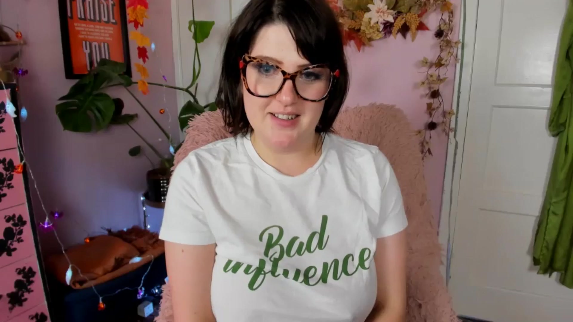 Gallery image thumbnail from MissMimiRose's myfreecams stream on, 09/08/2024, 15:08 image 15 of 20