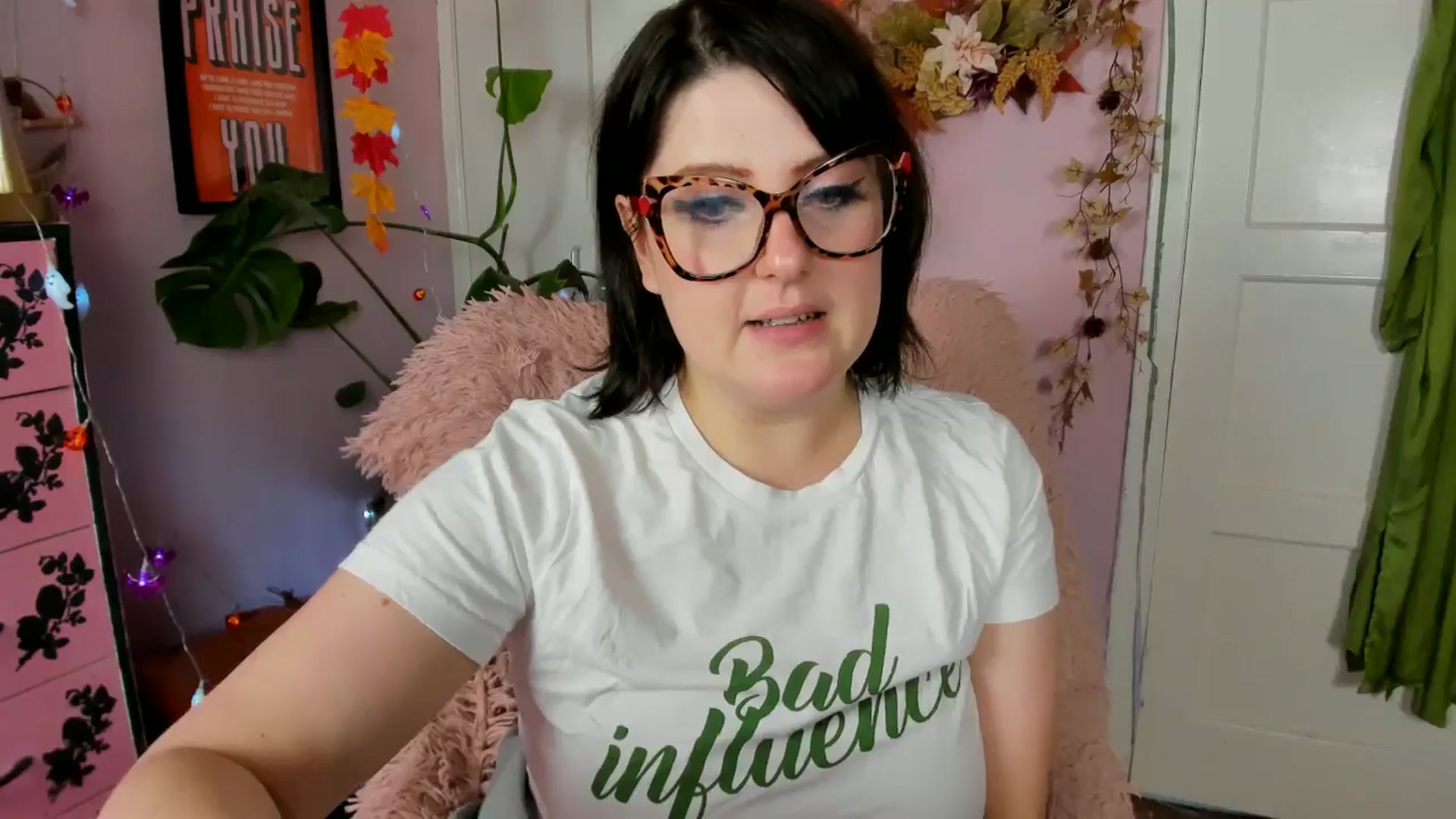 Gallery image thumbnail from MissMimiRose's myfreecams stream on, 09/08/2024, 15:08 image 5 of 20