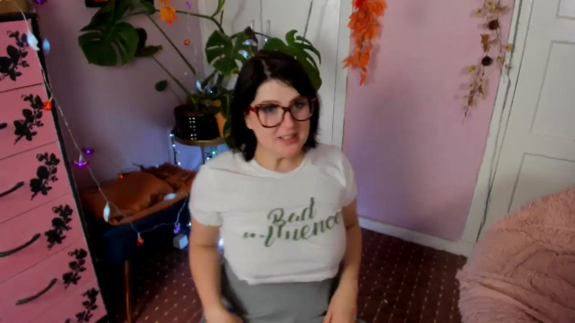 Gallery image thumbnail from MissMimiRose's myfreecams stream on, 09/08/2024, 16:30 image 16 of 20