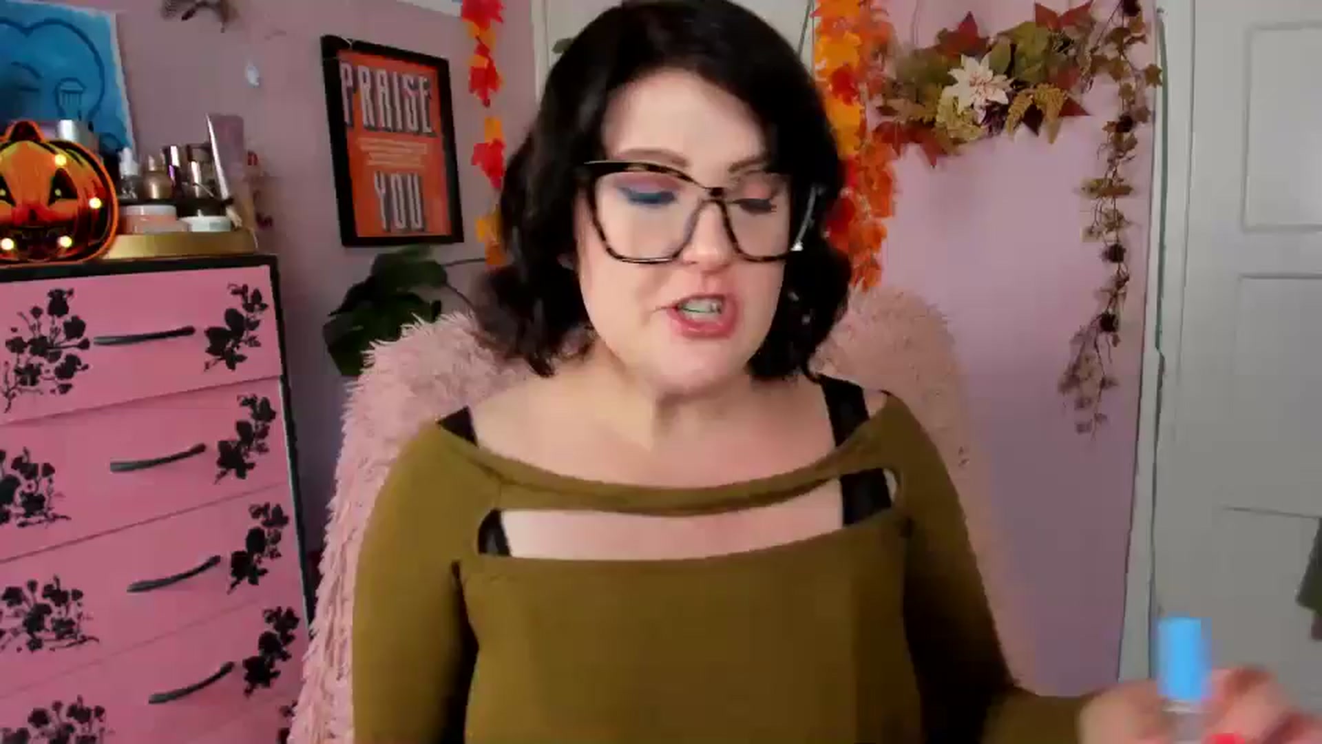 Gallery image thumbnail from MissMimiRose's myfreecams stream on, 09/29/2024, 14:54 image 1 of 20