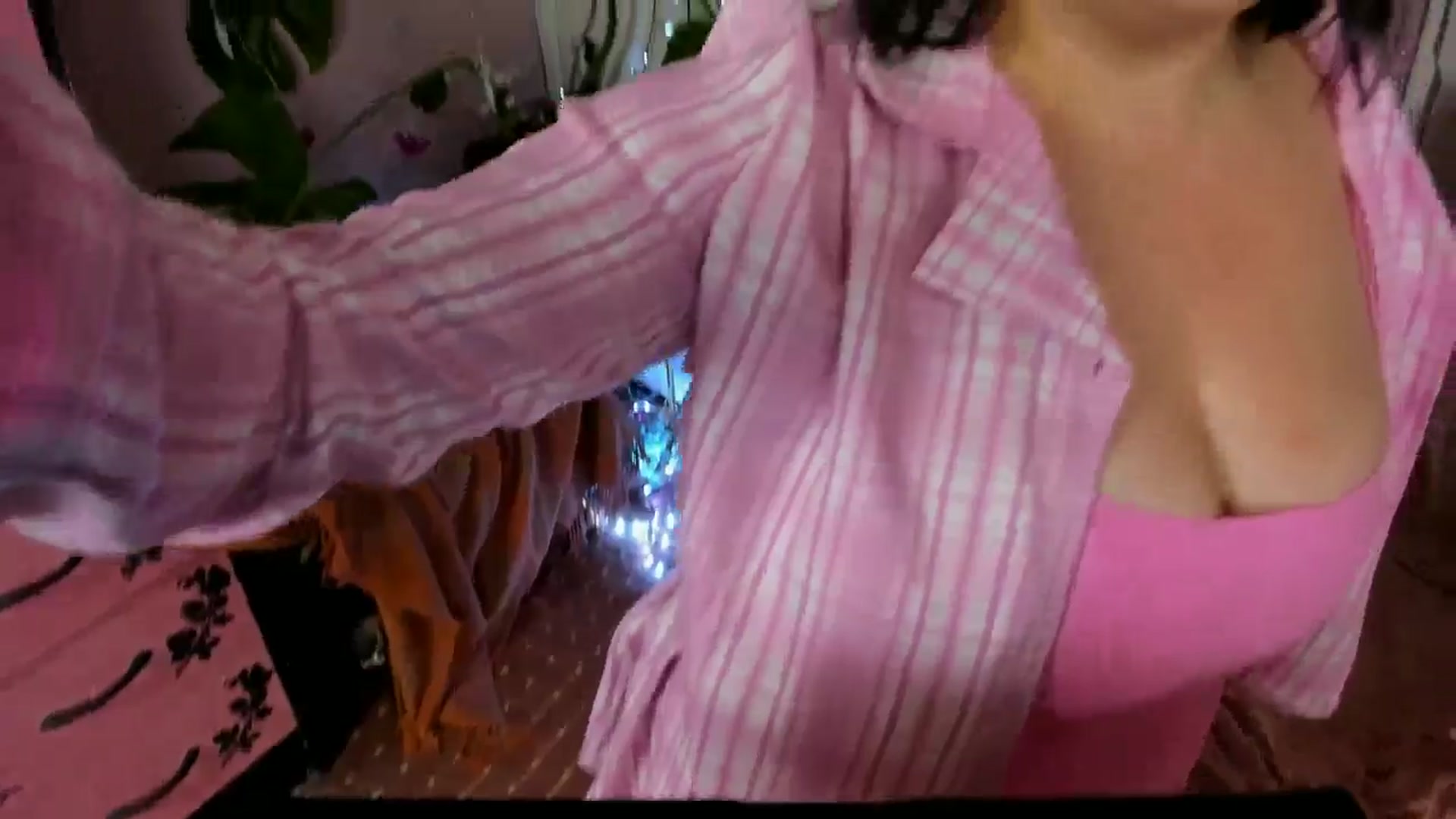 Gallery image thumbnail from MissMimiRose's myfreecams stream on, 10/27/2024, 11:20 image 12 of 20