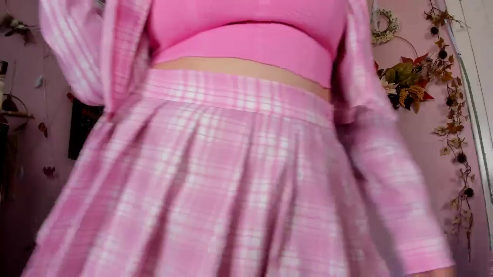 Gallery image thumbnail from MissMimiRose's myfreecams stream on, 10/27/2024, 11:20 image 11 of 20