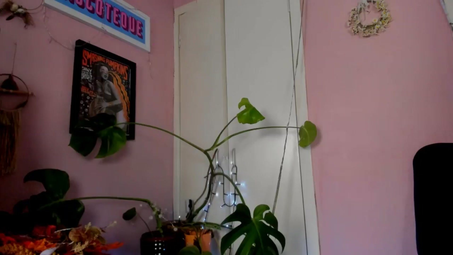 Gallery image thumbnail from MissMimiRose's myfreecams stream on, 11/03/2024, 14:57 image 20 of 20