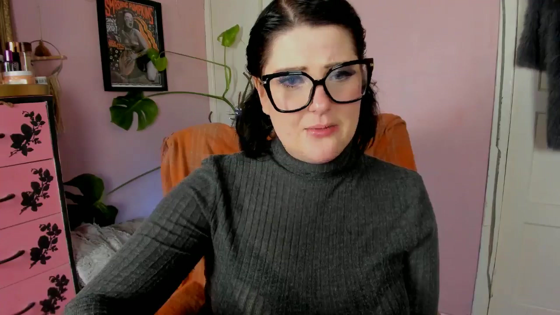 Gallery image thumbnail from MissMimiRose's myfreecams stream on, 11/13/2024, 21:28 image 4 of 20