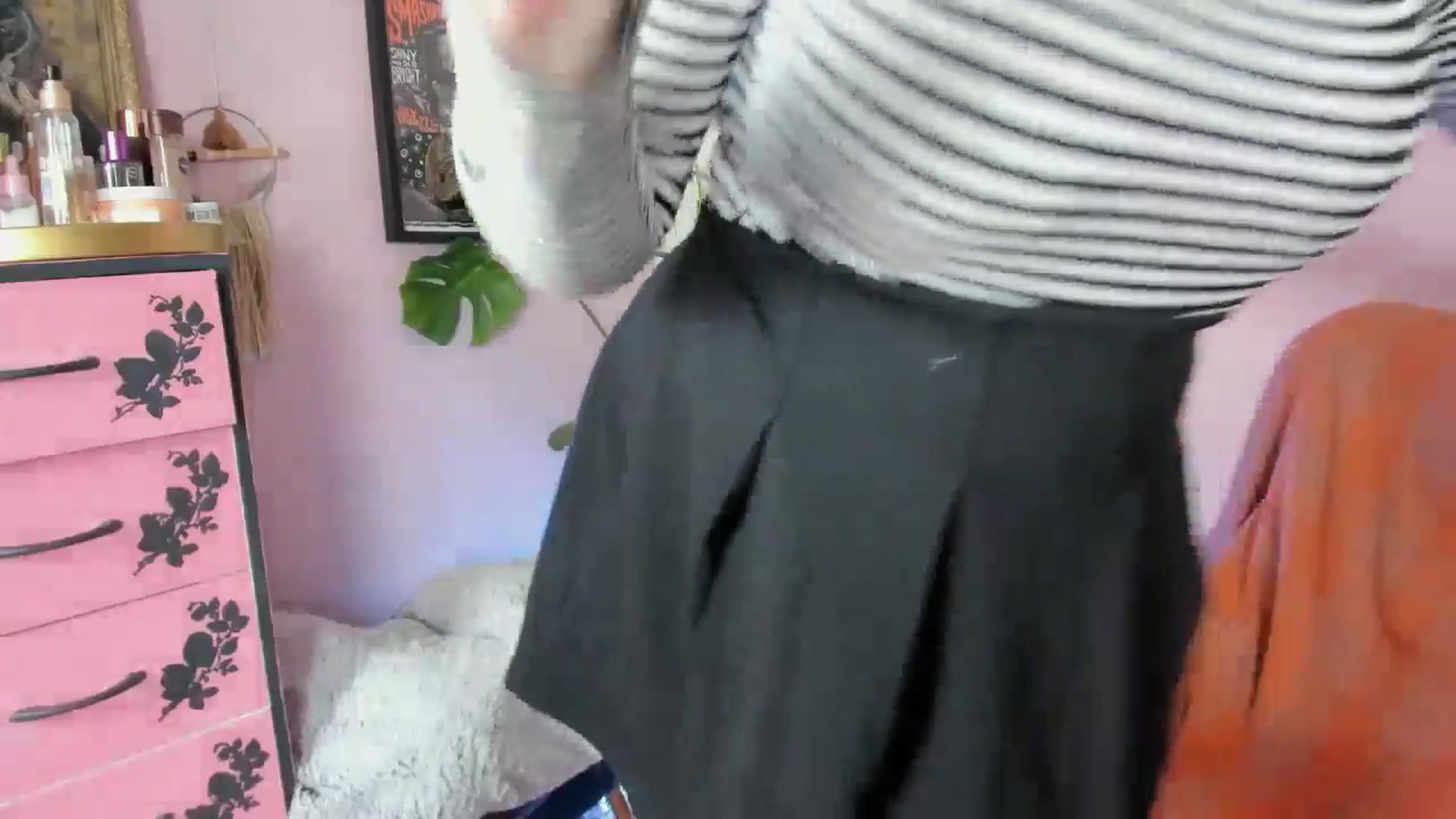 Gallery image thumbnail from MissMimiRose's myfreecams stream on, 11/14/2024, 22:06 image 11 of 20