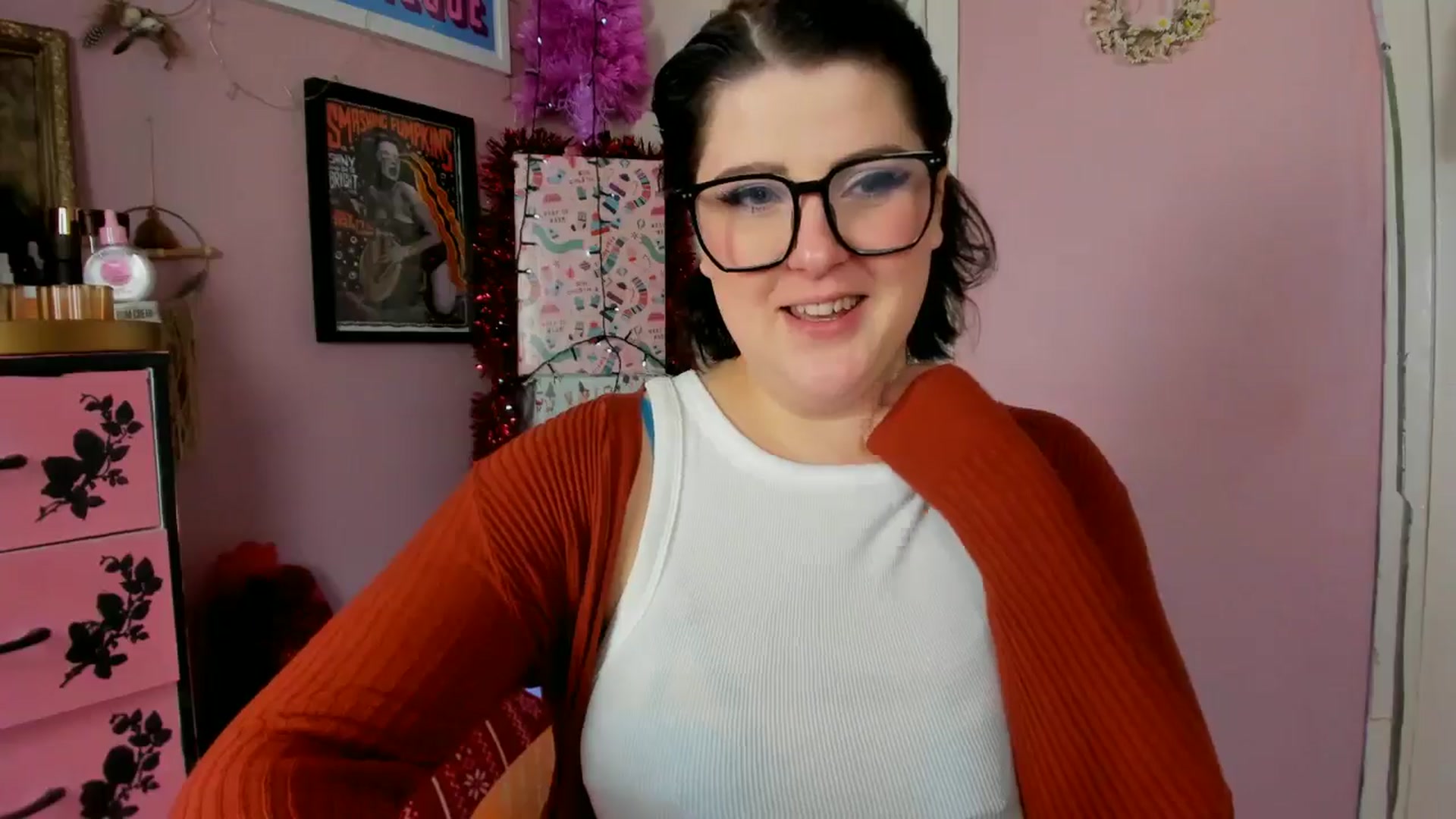Gallery image thumbnail from MissMimiRose's myfreecams stream on, 11/24/2024, 14:50 image 3 of 20