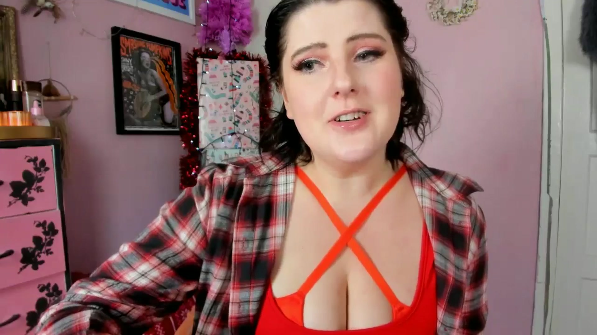 Gallery image thumbnail from MissMimiRose's myfreecams stream on, 11/28/2024, 19:46 image 6 of 20
