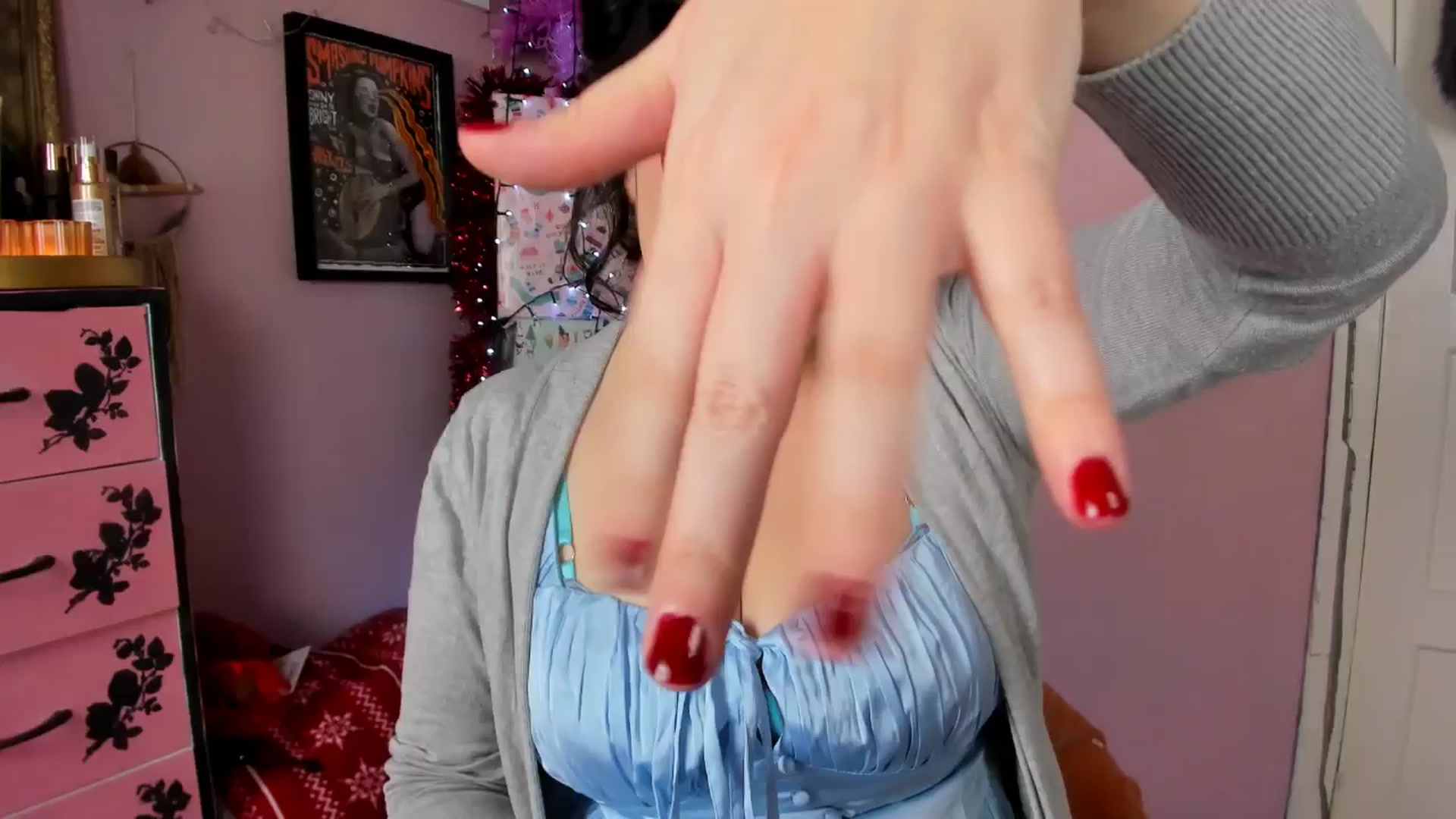 Gallery image thumbnail from MissMimiRose's myfreecams stream on, 11/29/2024, 23:32 image 1 of 20