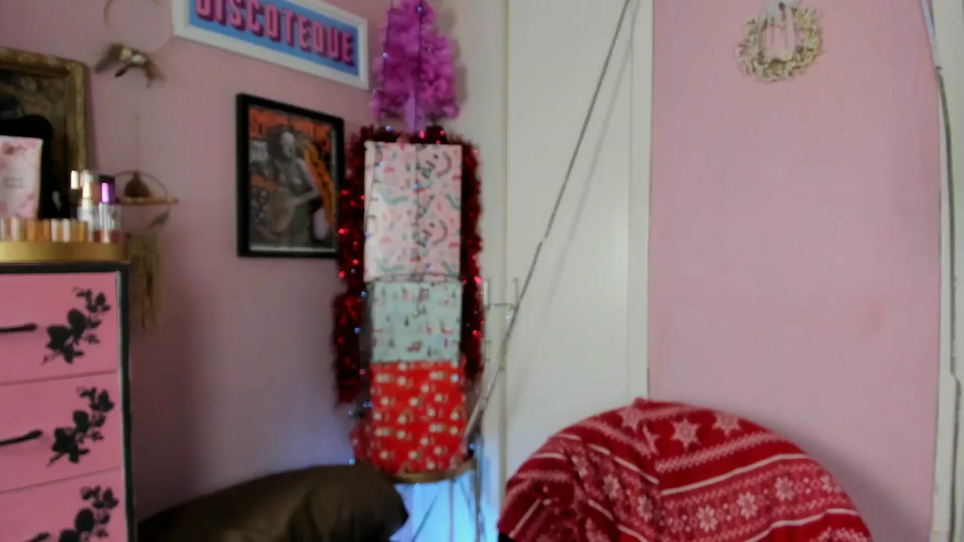 Gallery image thumbnail from MissMimiRose's myfreecams stream on, 12/28/2024, 13:59 image 1 of 20