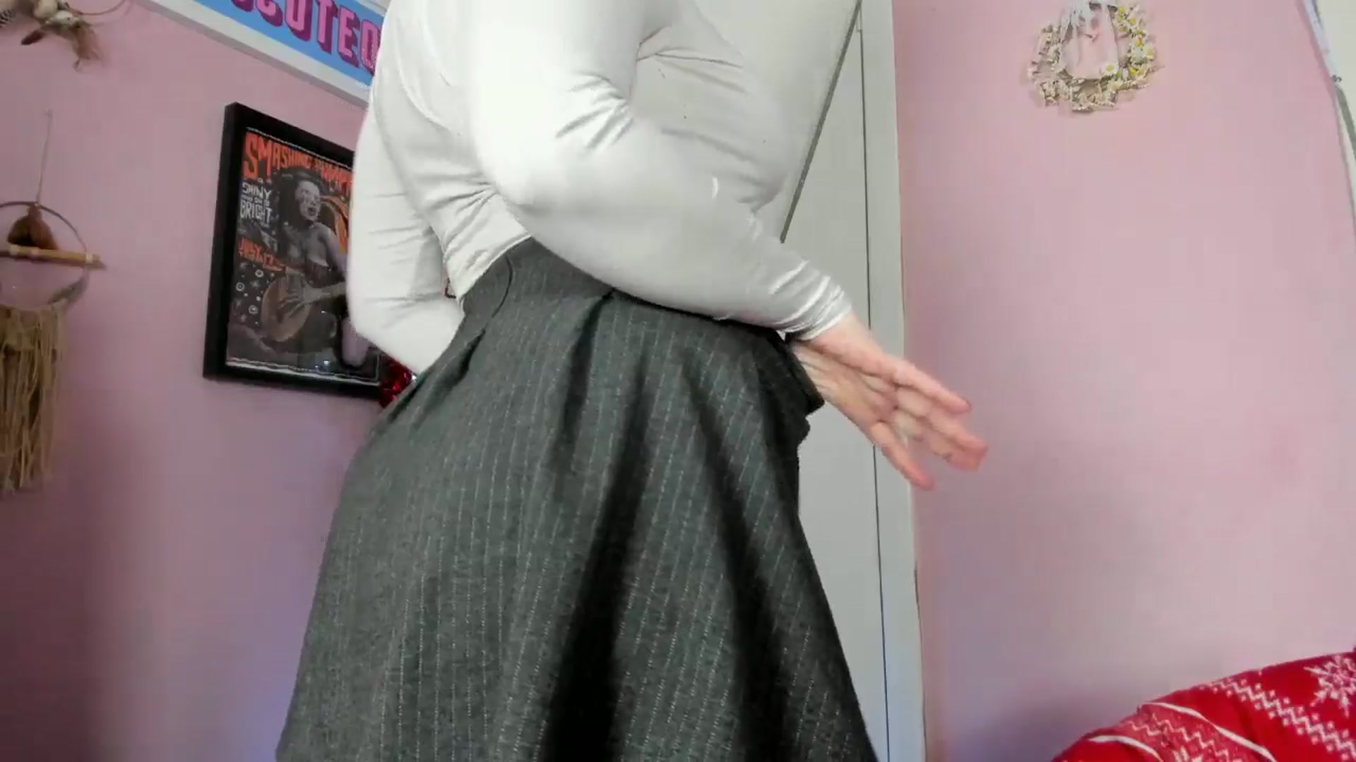 Gallery image thumbnail from MissMimiRose's myfreecams stream on, 12/28/2024, 13:59 image 15 of 20