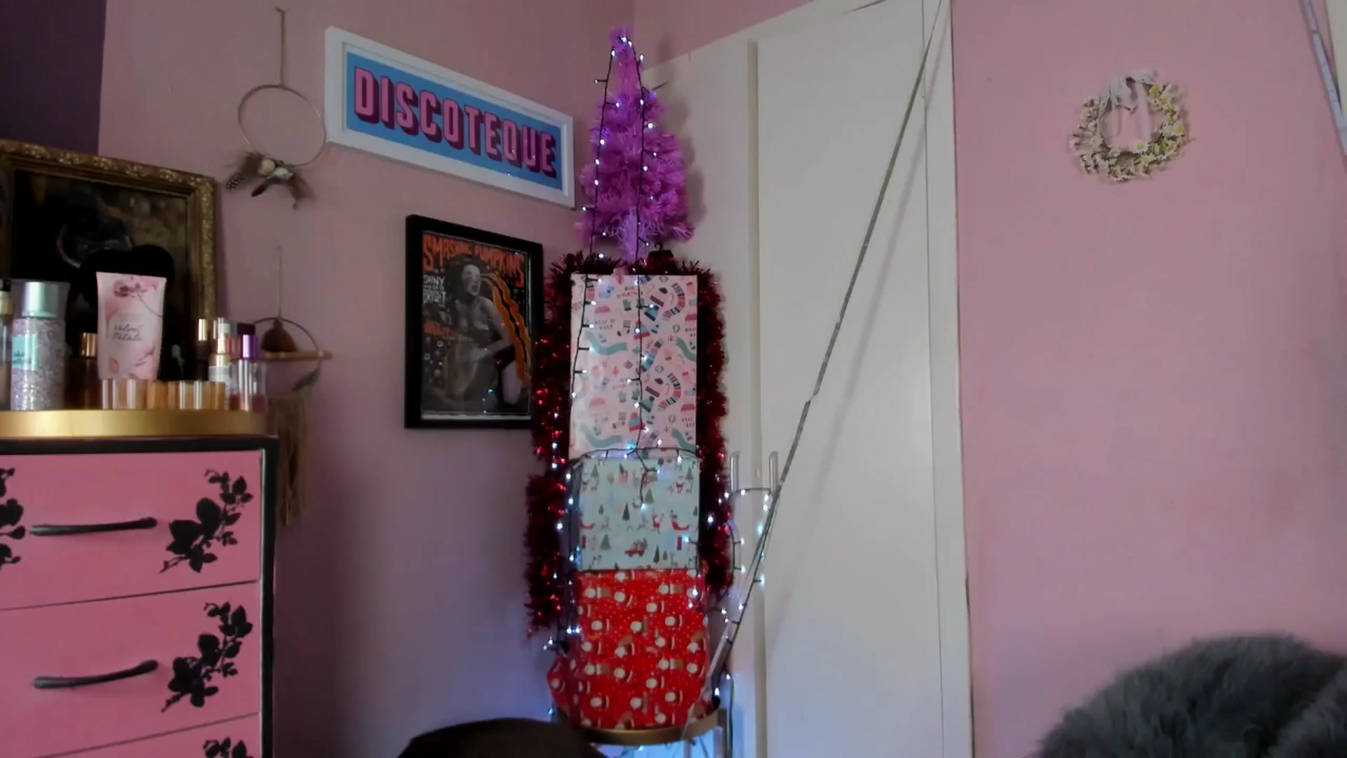 Gallery image thumbnail from MissMimiRose's myfreecams stream on, 12/31/2024, 18:20 image 9 of 20