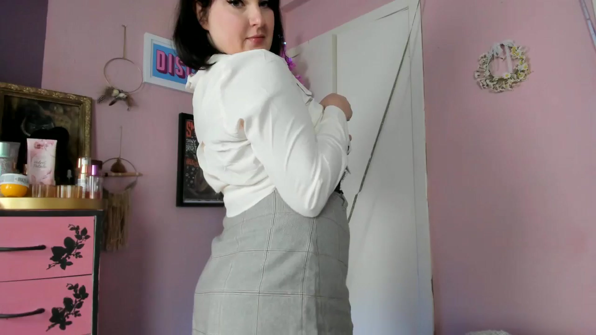 Gallery image thumbnail from MissMimiRose's myfreecams stream on, 01/04/2025, 12:51 image 19 of 20