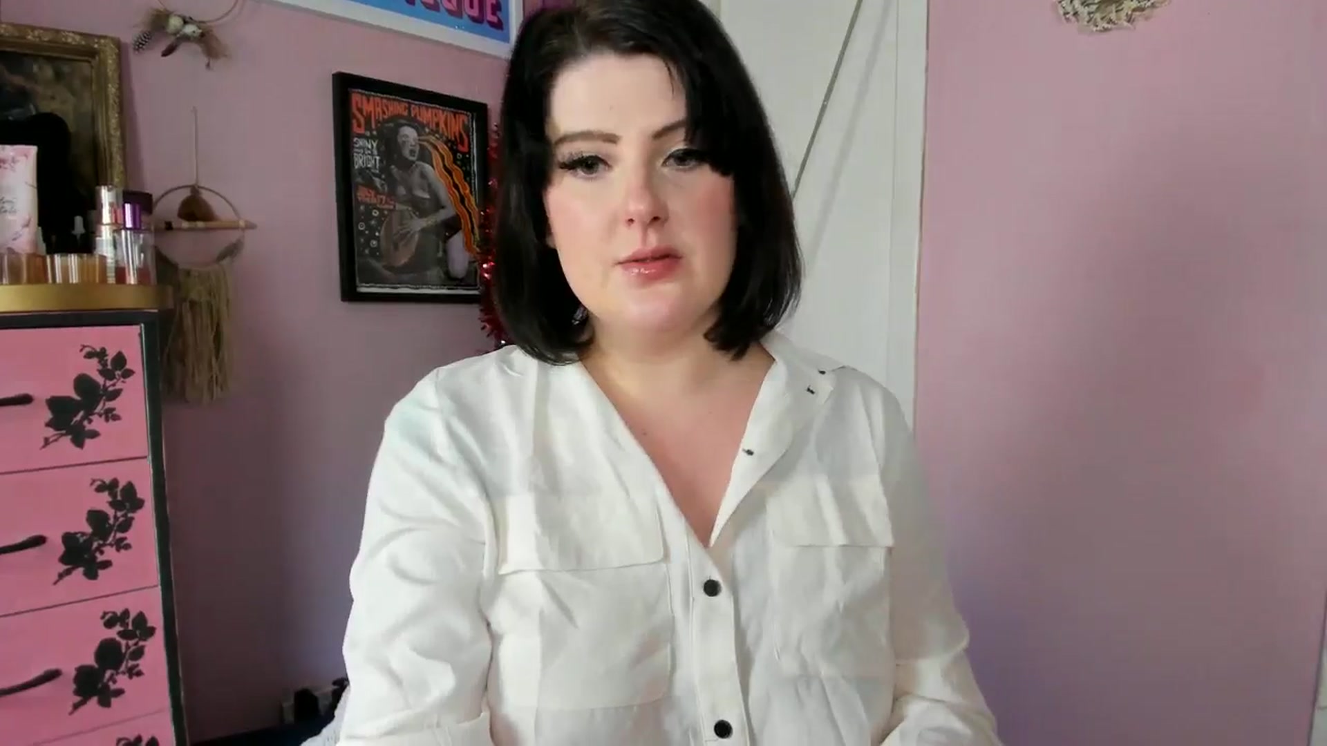 Gallery image thumbnail from MissMimiRose's myfreecams stream on, 01/04/2025, 12:51 image 6 of 20