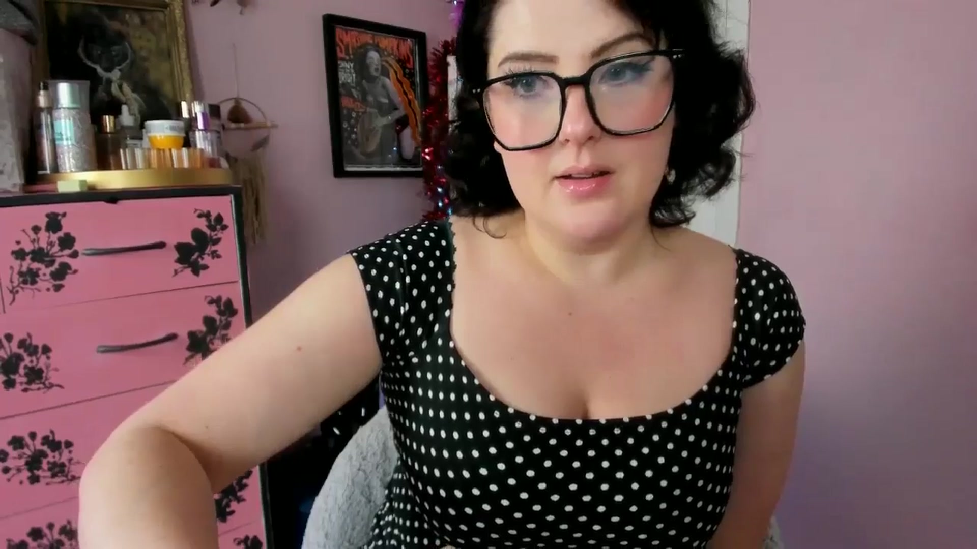 Gallery image thumbnail from MissMimiRose's myfreecams stream on, 01/11/2025, 13:20 image 2 of 20