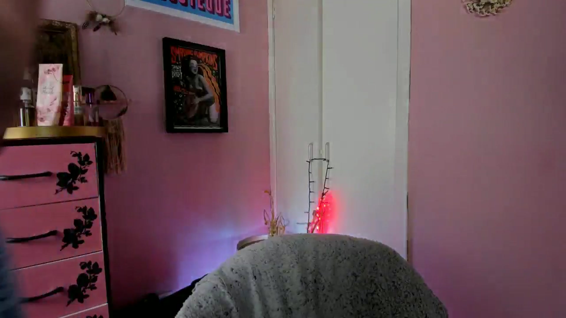 Gallery image thumbnail from MissMimiRose's myfreecams stream on, 02/09/2025, 15:03 image 3 of 20