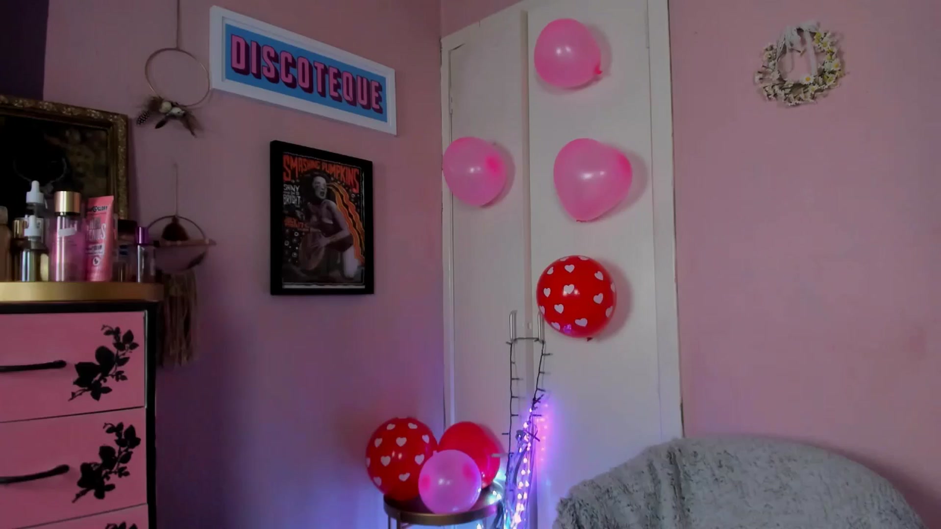 Gallery image thumbnail from MissMimiRose's myfreecams stream on, 02/17/2025, 22:12 image 5 of 20