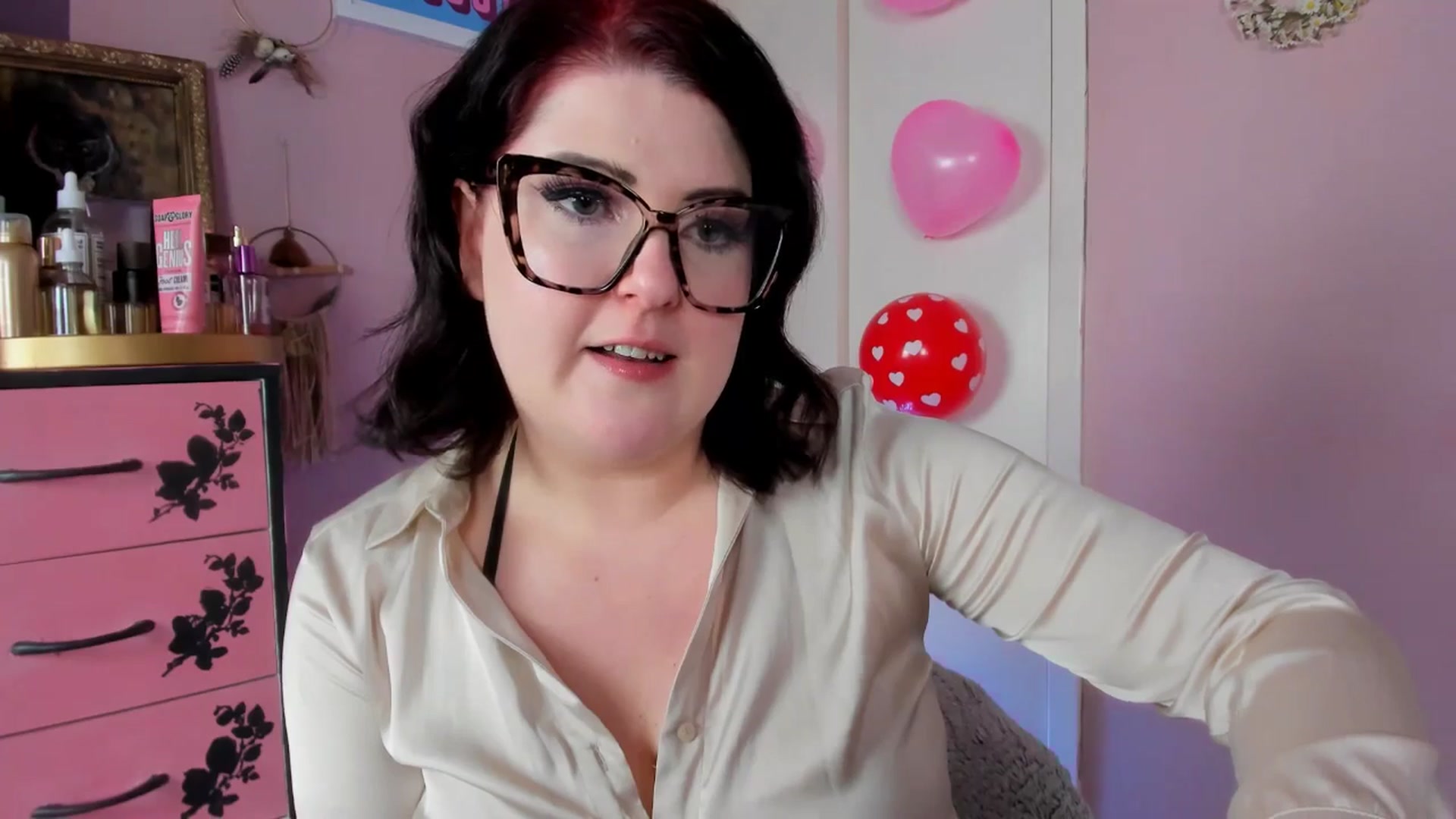 Gallery image thumbnail from MissMimiRose's myfreecams stream on, 02/18/2025, 22:01 image 8 of 20