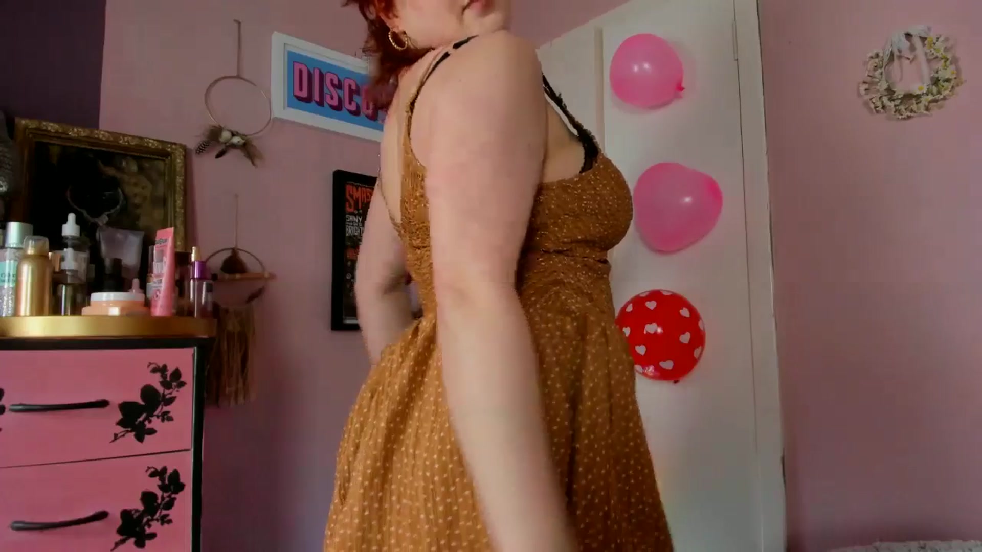 Gallery image thumbnail from MissMimiRose's myfreecams stream on, 02/22/2025, 14:13 image 10 of 20