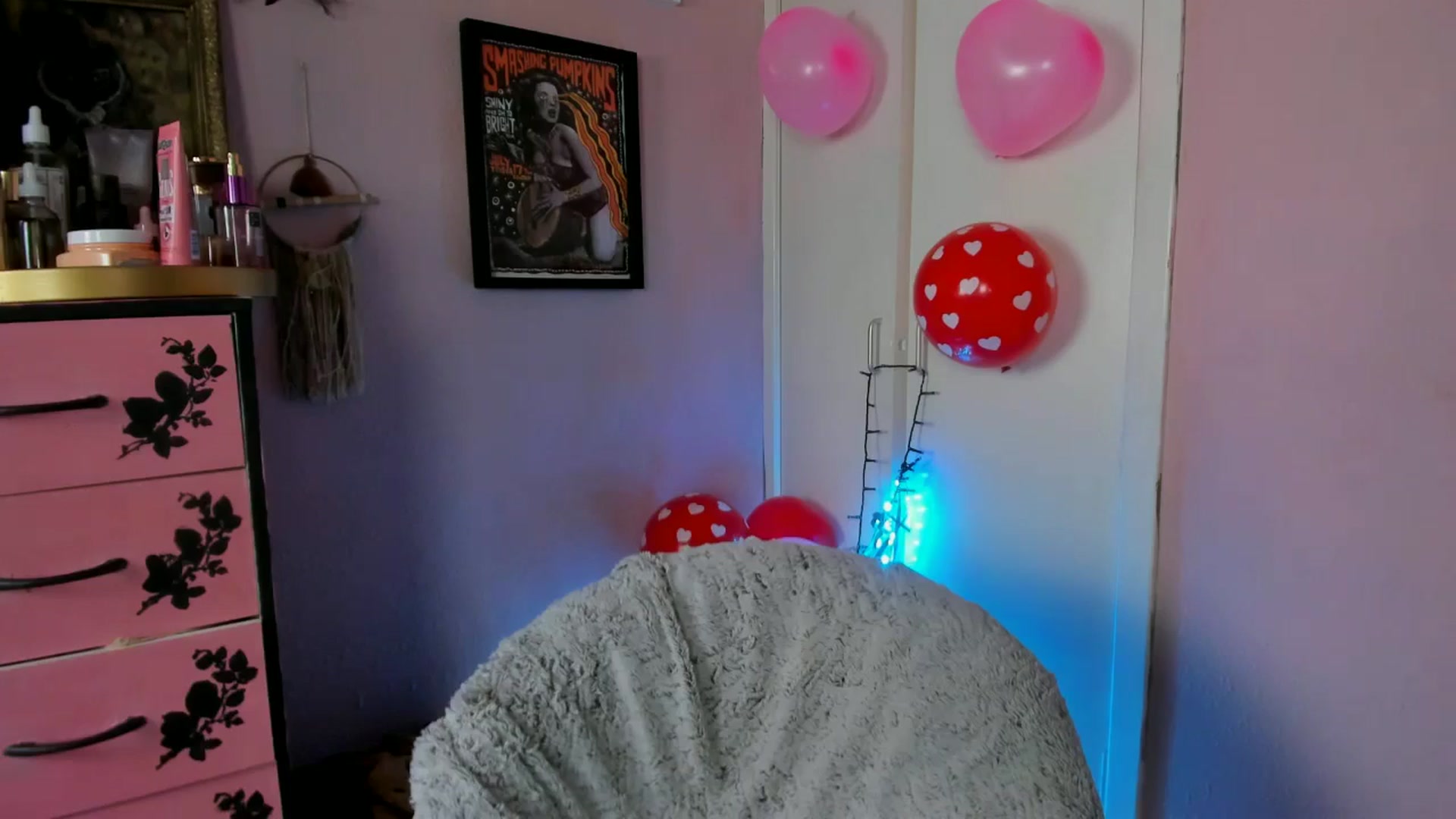 Gallery image thumbnail from MissMimiRose's myfreecams stream on, 02/22/2025, 16:08 image 8 of 20