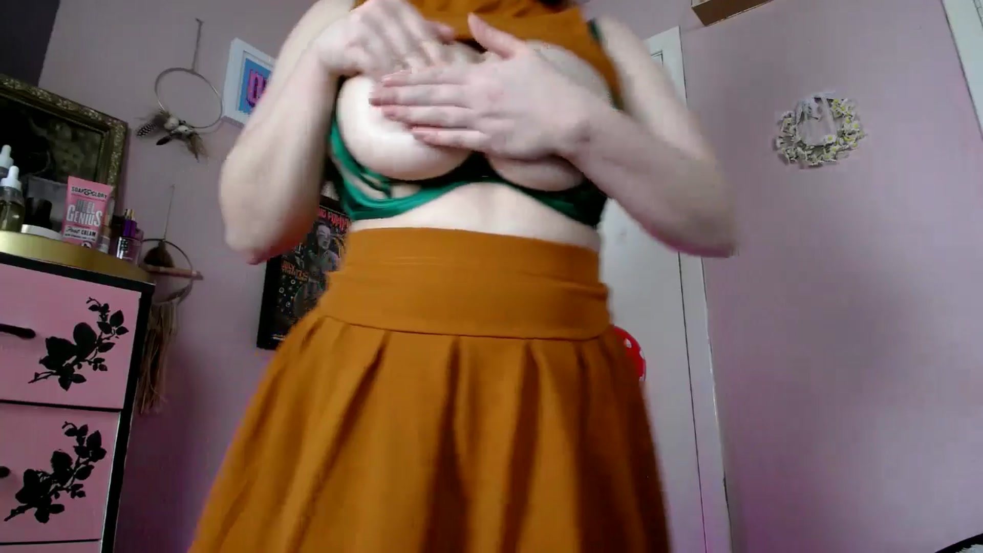 Gallery image thumbnail from MissMimiRose's myfreecams stream on, 03/06/2025, 22:13 image 3 of 20