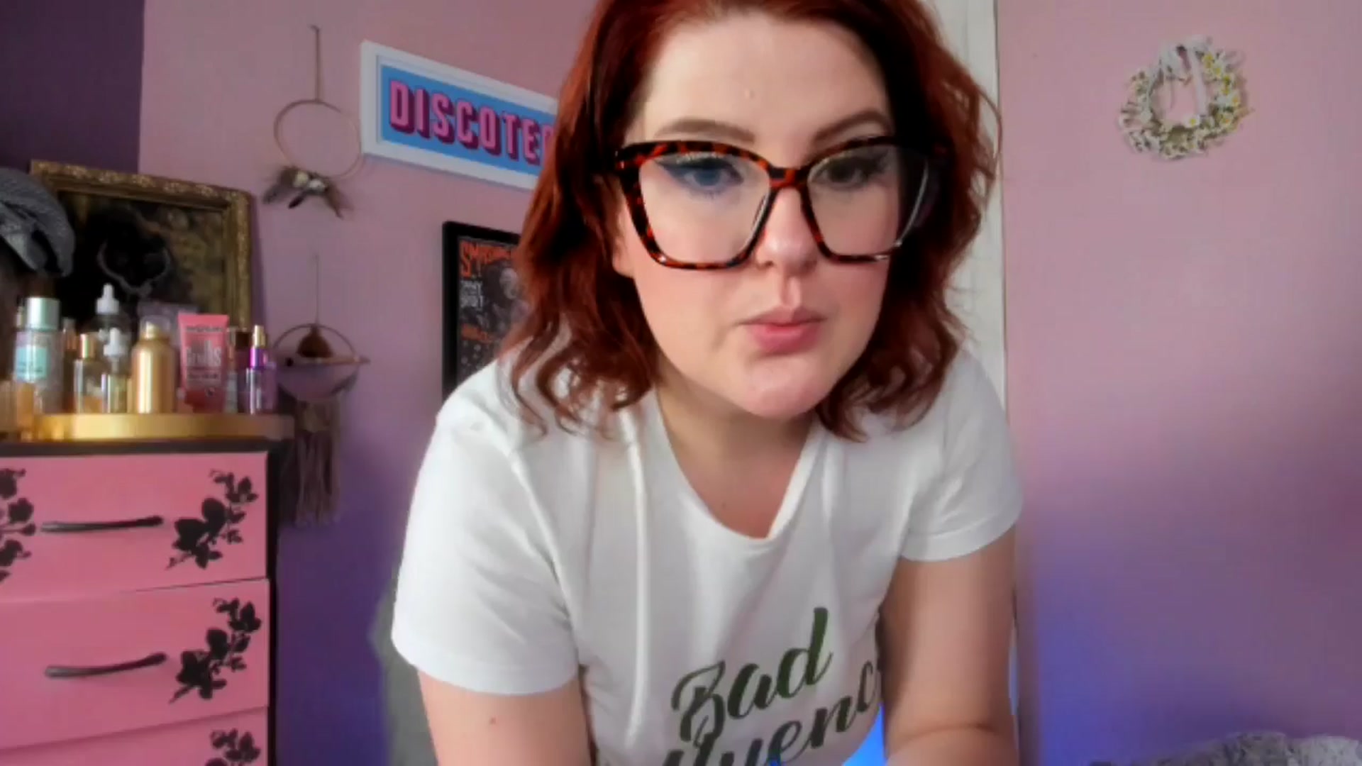Gallery image thumbnail from MissMimiRose's myfreecams stream on, 03/07/2025, 22:02 image 18 of 20