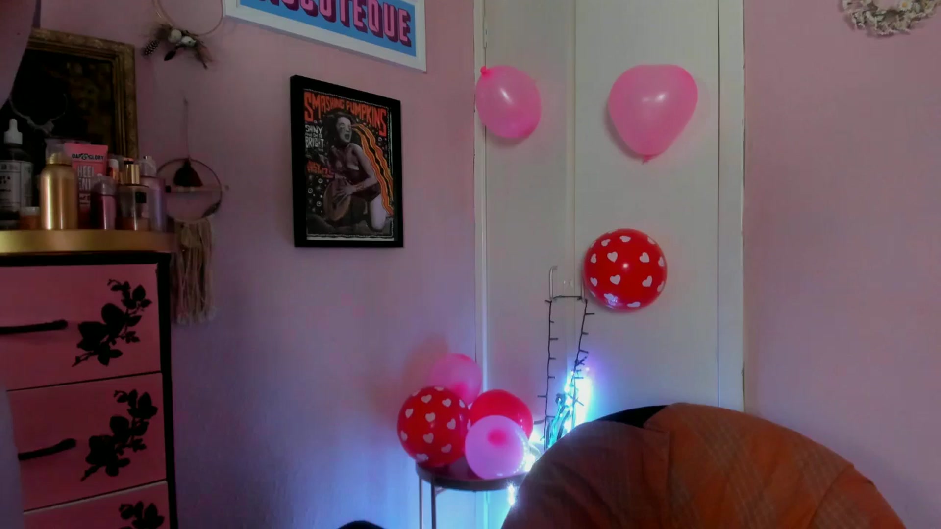 Gallery image thumbnail from MissMimiRose's myfreecams stream on, 03/14/2025, 21:30 image 8 of 20