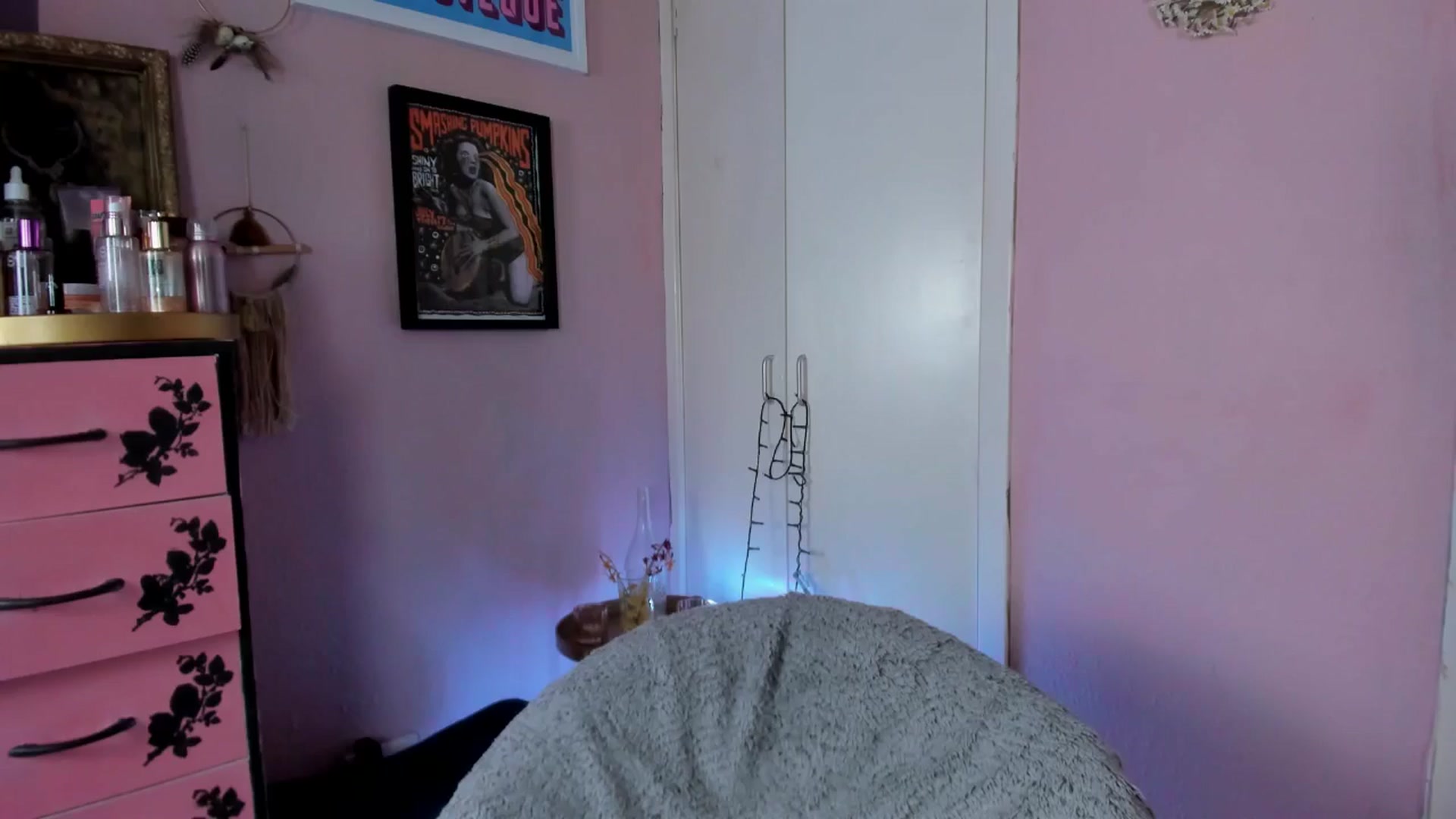 Gallery image thumbnail from MissMimiRose's myfreecams stream on, 04/12/2025, 11:50 image 2 of 20