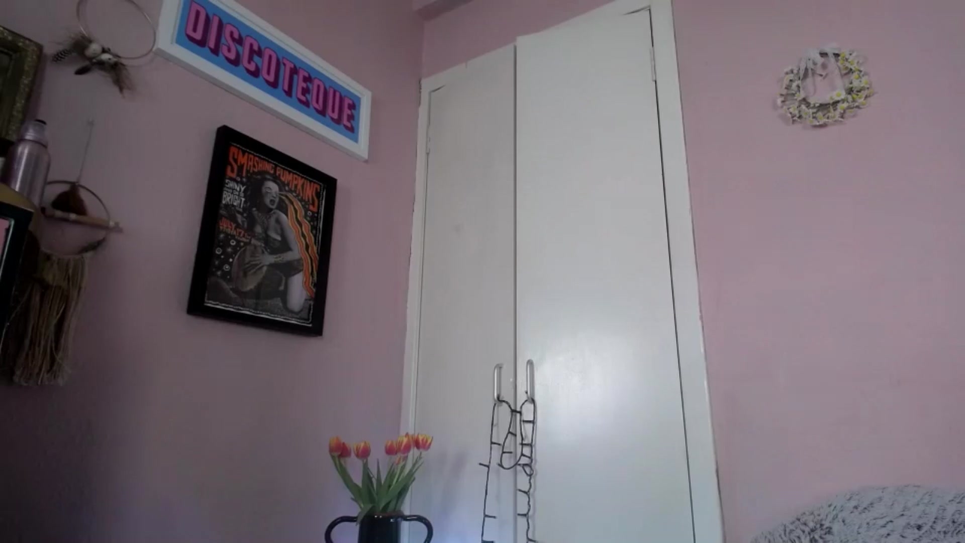 Gallery image thumbnail from MissMimiRose's myfreecams stream on, 04/20/2025, 13:50 image 19 of 20