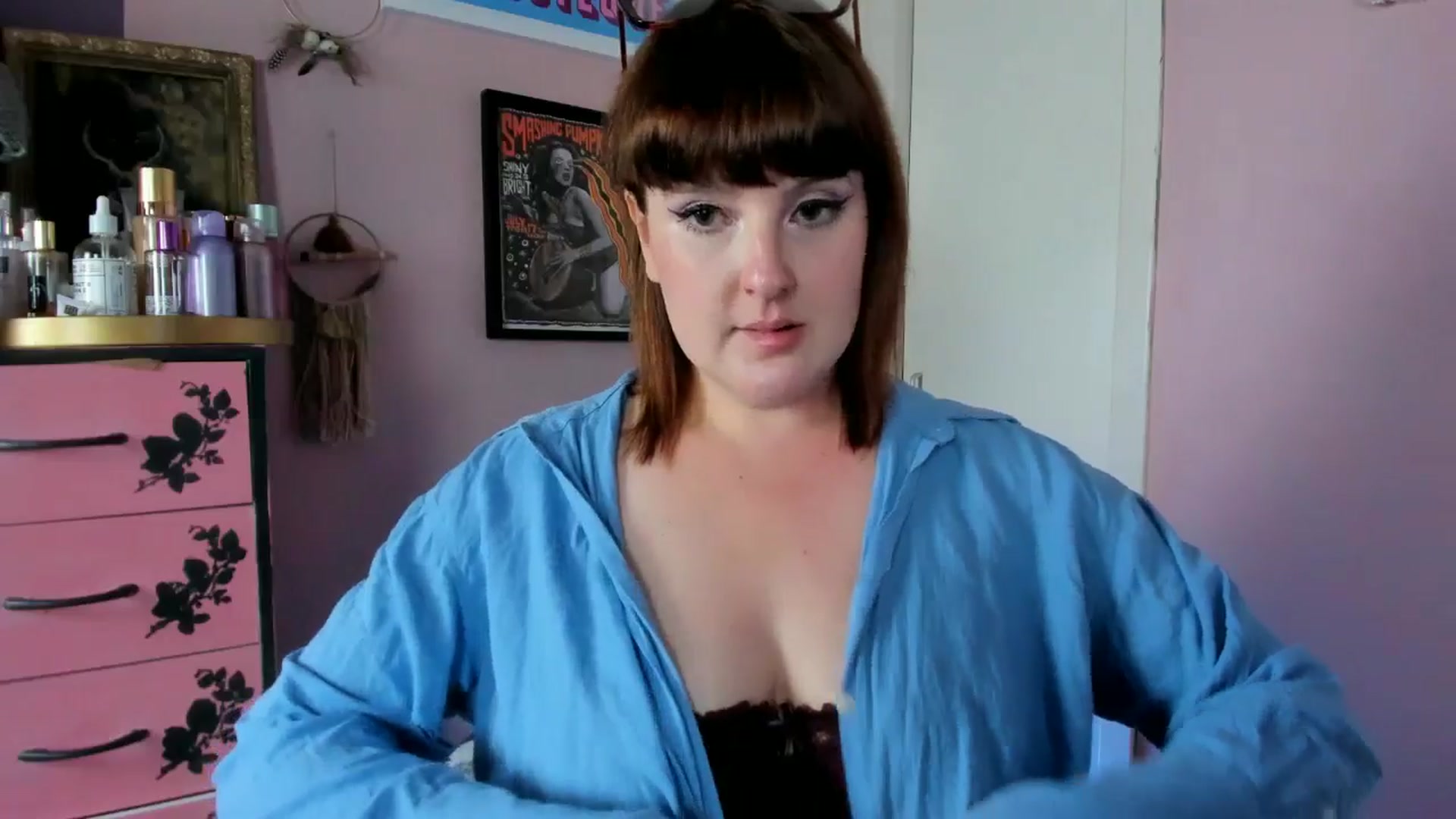 Gallery image thumbnail from MissMimiRose's myfreecams stream on, 05/20/2025, 21:15 image 19 of 20