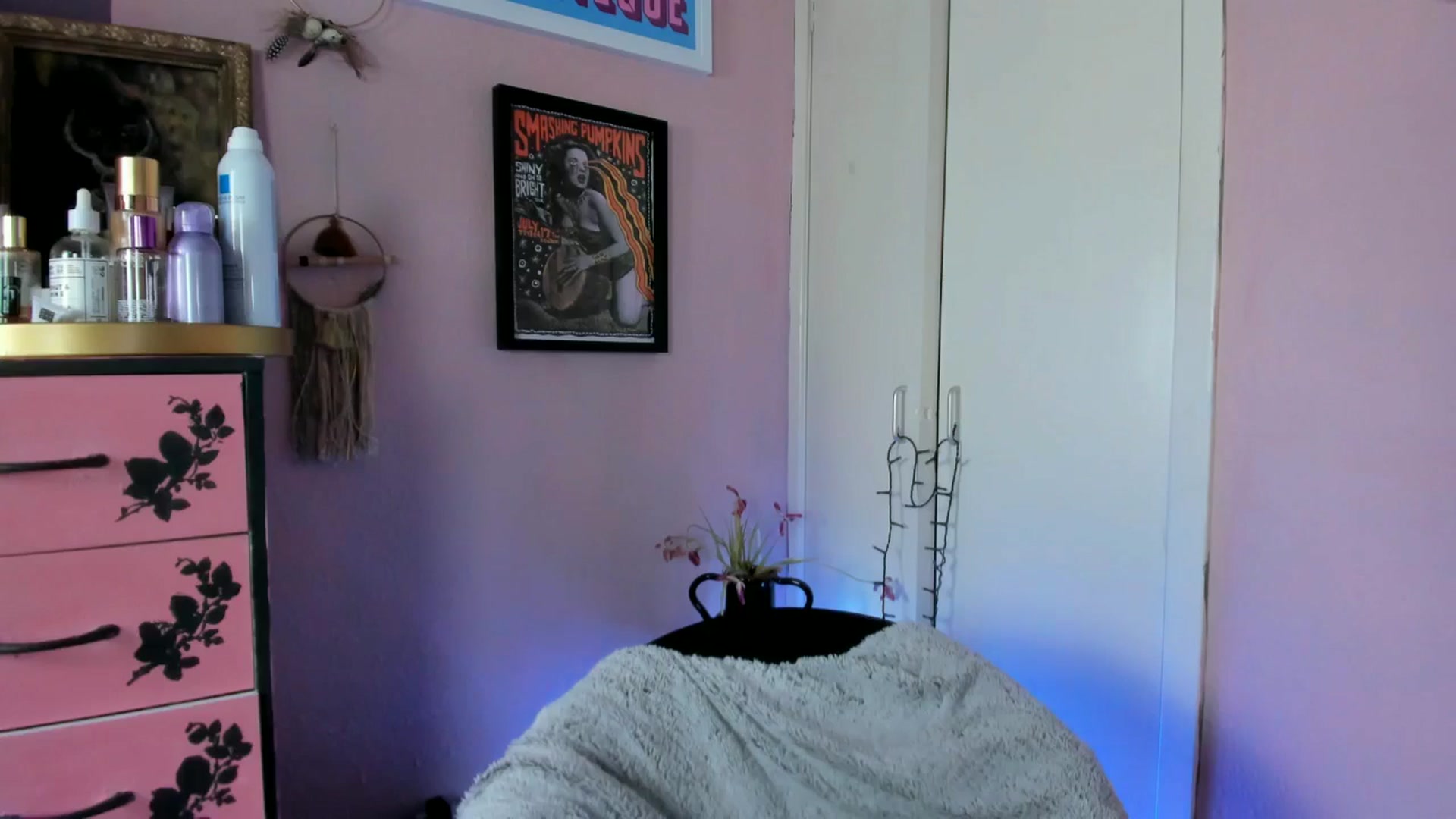 Gallery image thumbnail from MissMimiRose's myfreecams stream on, 05/24/2025, 13:49 image 3 of 20